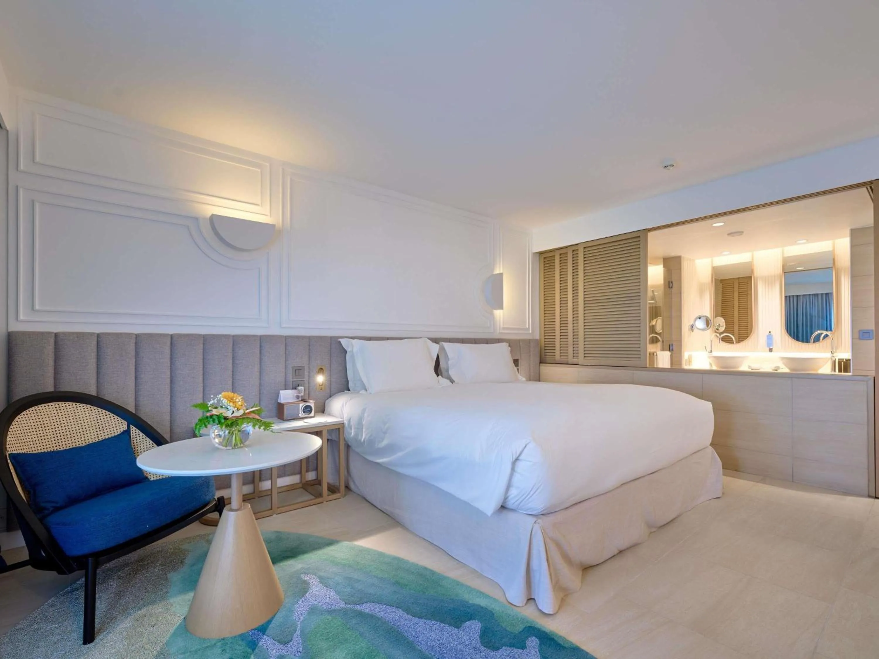 Bedroom, Bed in Sofitel Mauritius L'Imperial Resort & Spa