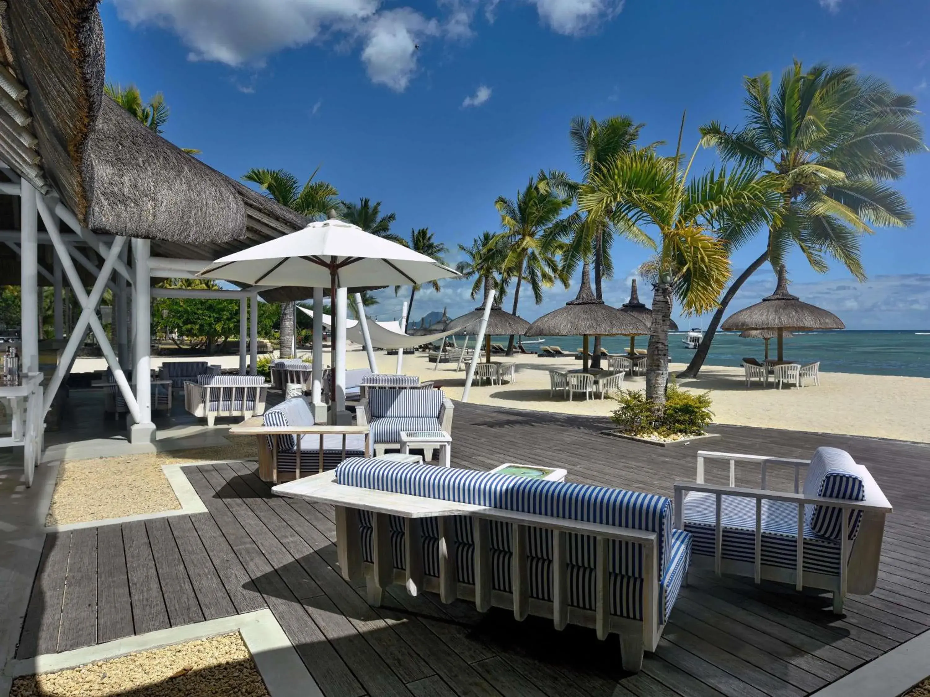 Lounge or bar in Sofitel Mauritius L'Imperial Resort & Spa Lounge or bar in Sofitel Mauritius L'Imperial Resort & Spa