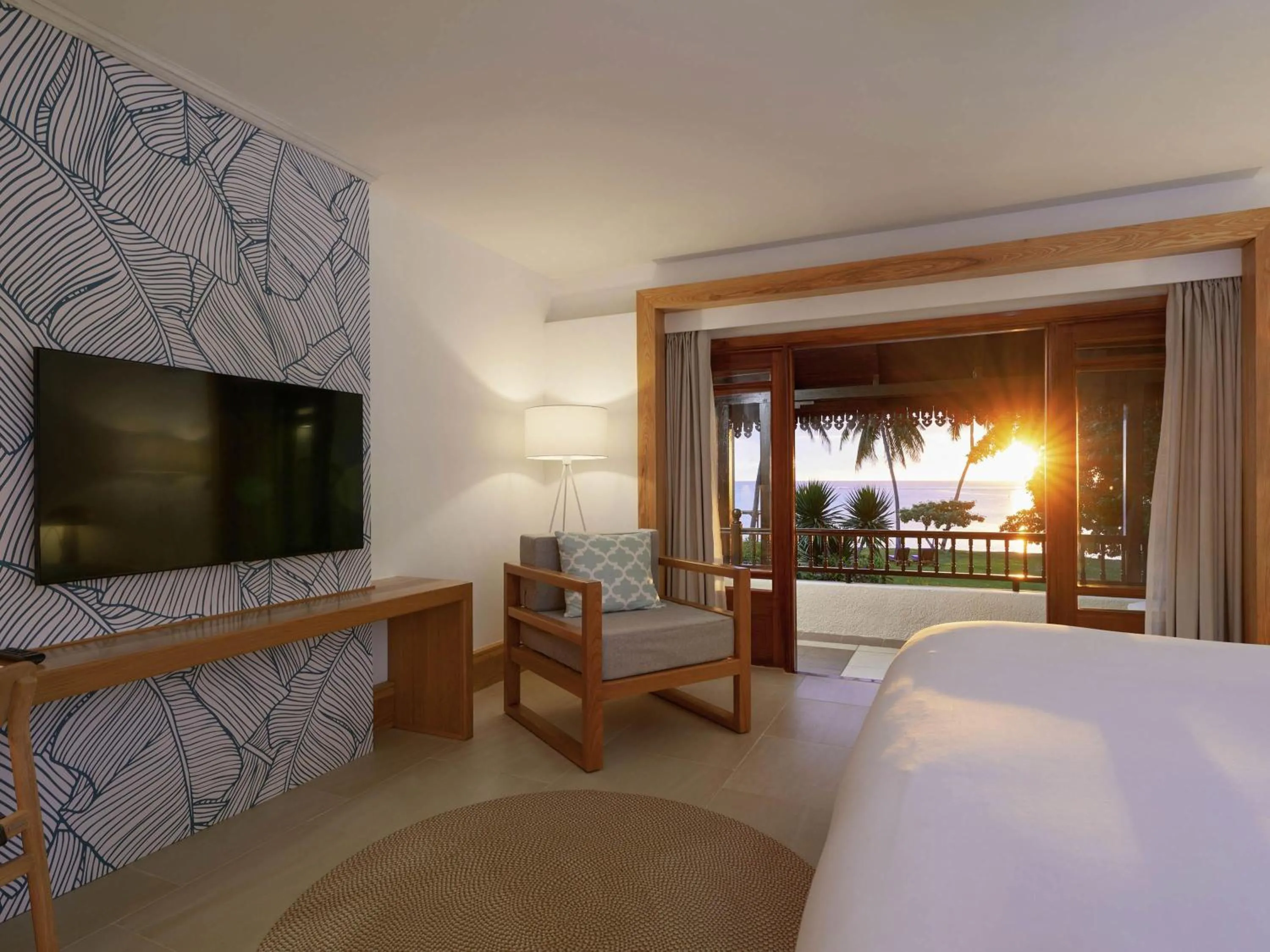 Photo of the whole room, Bed in Sofitel Mauritius L'Imperial Resort & Spa