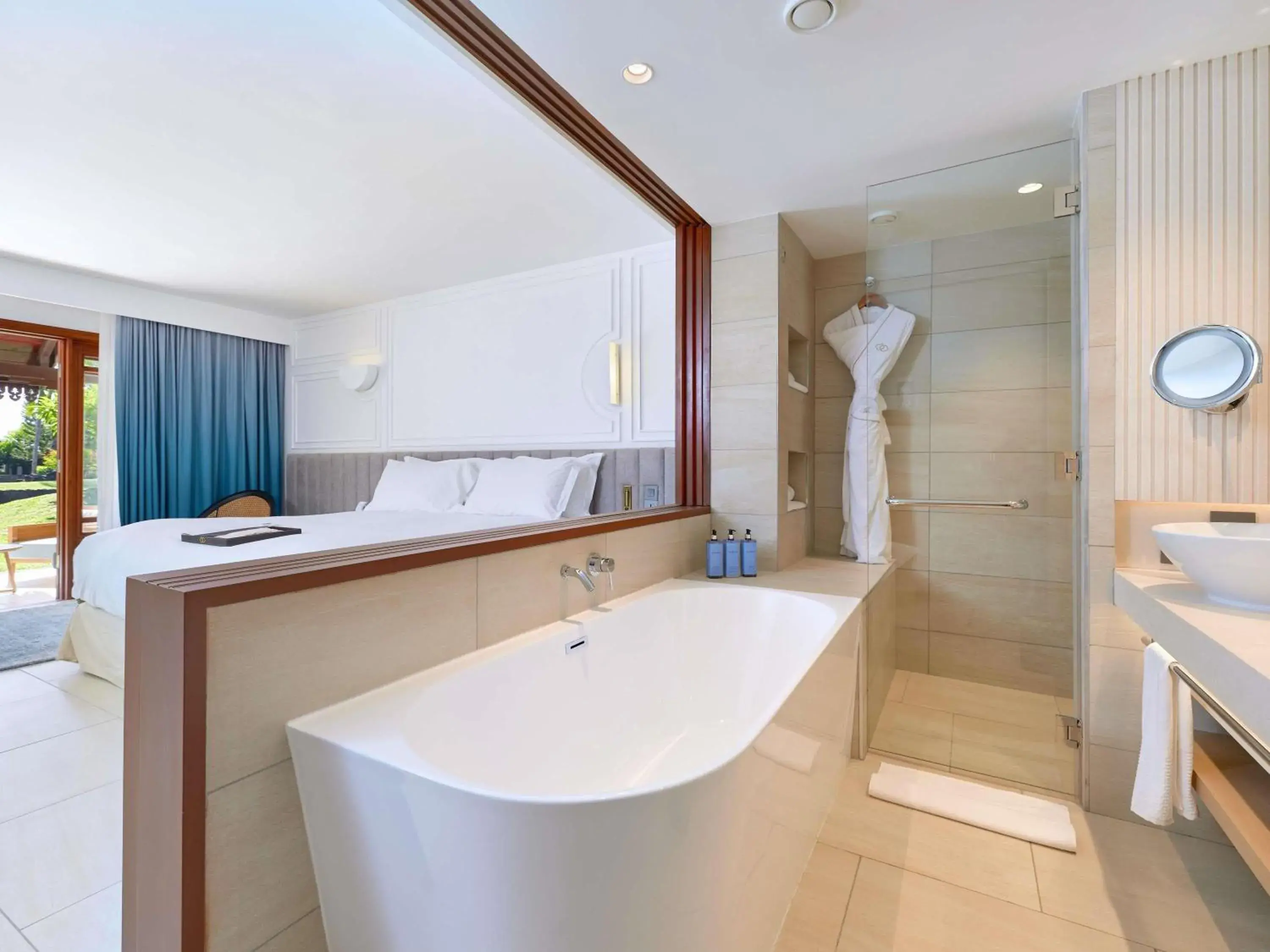 Bedroom, Bed in Sofitel Mauritius L'Imperial Resort & Spa Bedroom, Bed in Sofitel Mauritius L'Imperial Resort & Spa