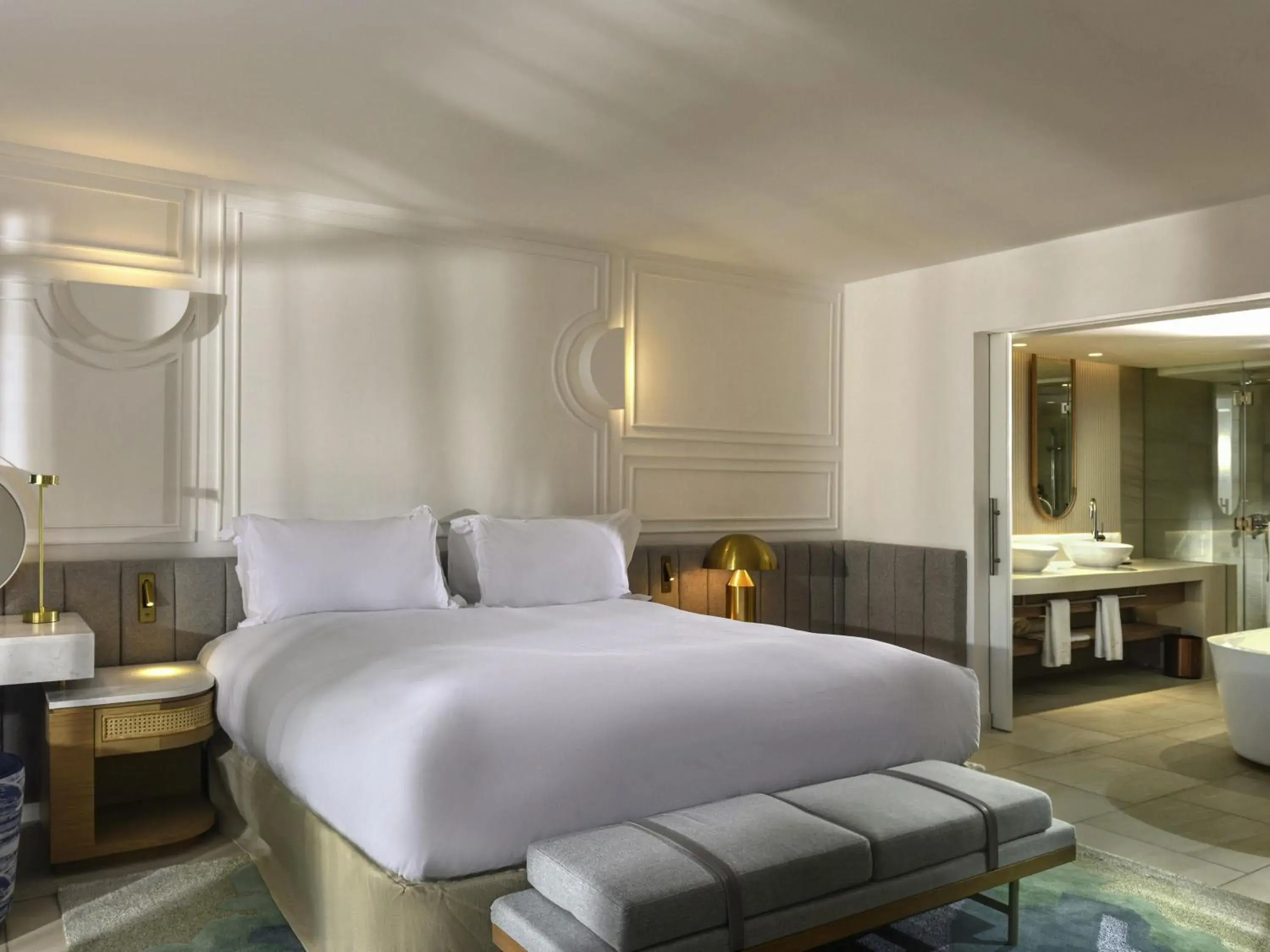 Bedroom, Bed in Sofitel Mauritius L'Imperial Resort & Spa Bedroom, Bed in Sofitel Mauritius L'Imperial Resort & Spa