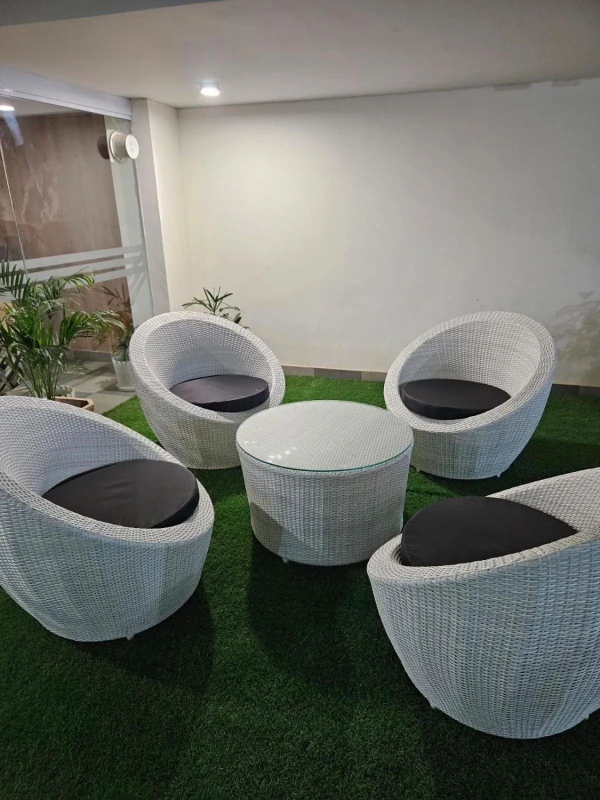 Seating area in Amahi Inn - Sector 48