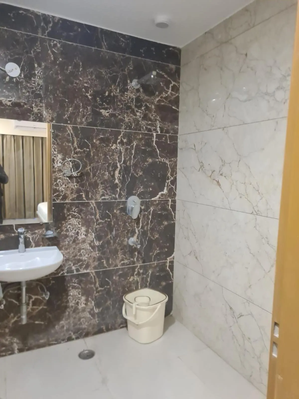 Bathroom in Amahi Inn - Sector 48