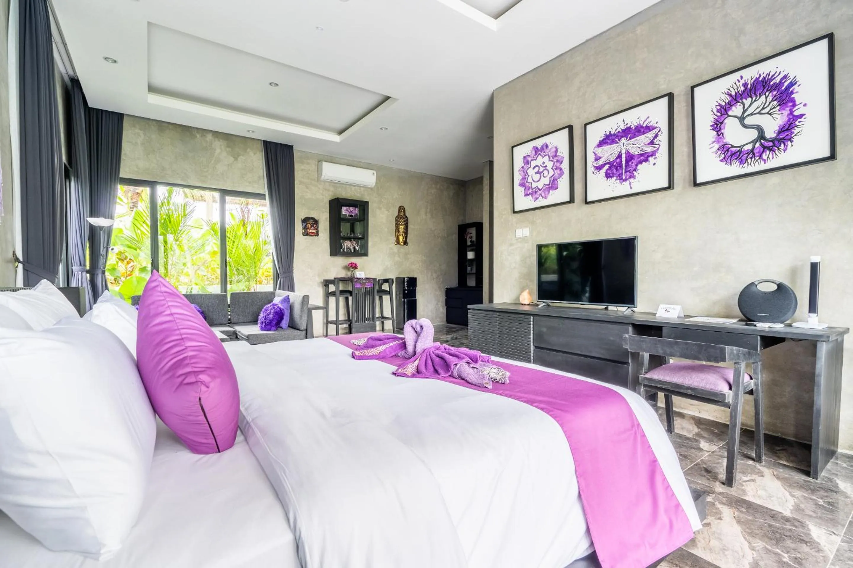 Communal lounge/ TV room, Bed in Capung Asri Eco Luxury Resort with Private Pool Villas