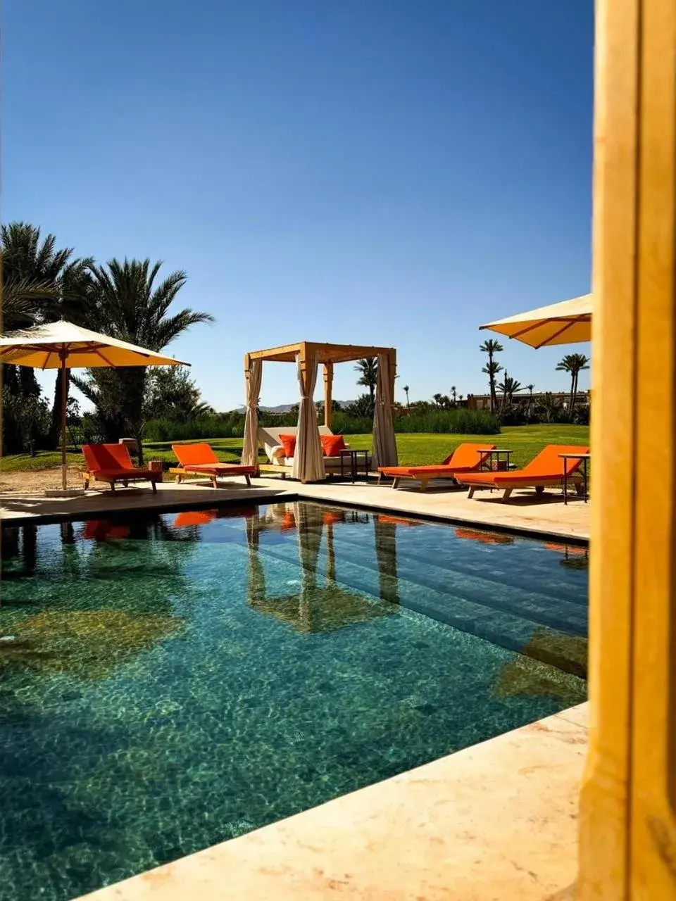 Swimming pool in Pavillon du Golf - Palmeraie suites Swimming pool in Pavillon du Golf - Palmeraie suites