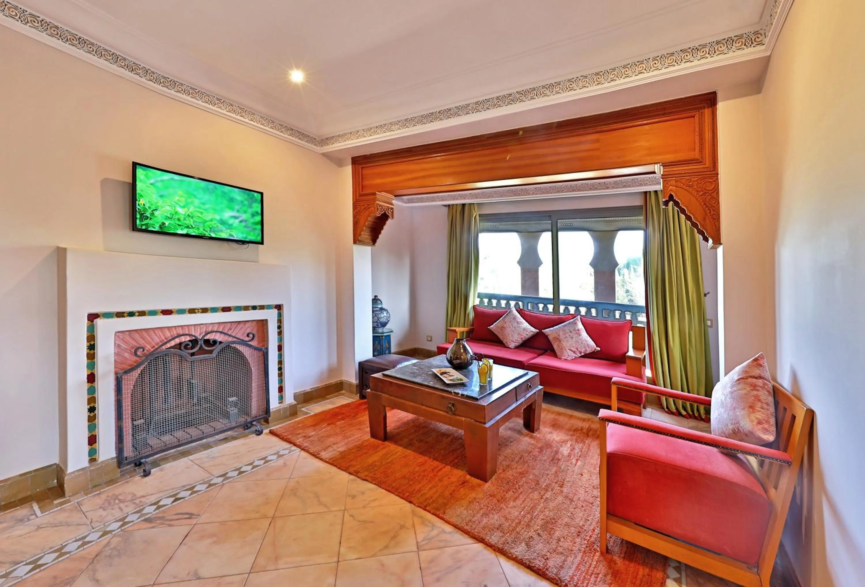 TV and multimedia in Pavillon du Golf - Palmeraie suites