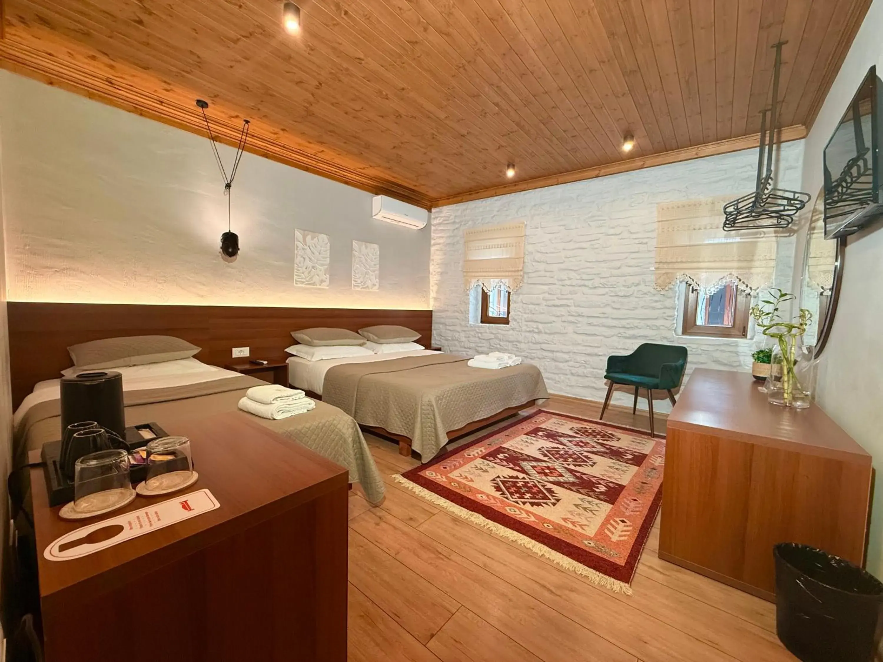 Standard Triple Room in The Stone Sky Hotel Standard Triple Room in The Stone Sky Hotel