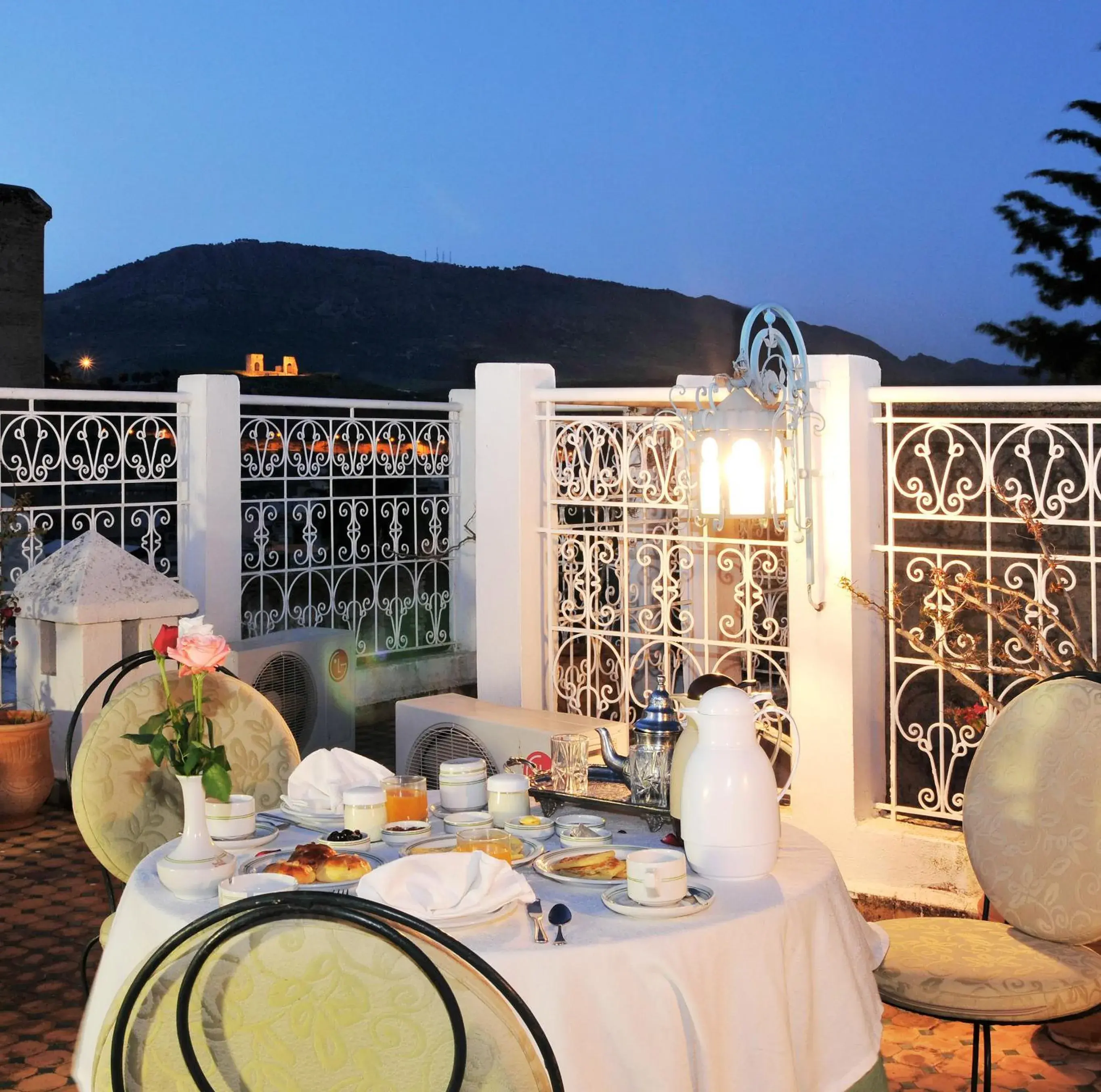 Restaurant/places to eat in Riad Myra Restaurant/places to eat in Riad Myra