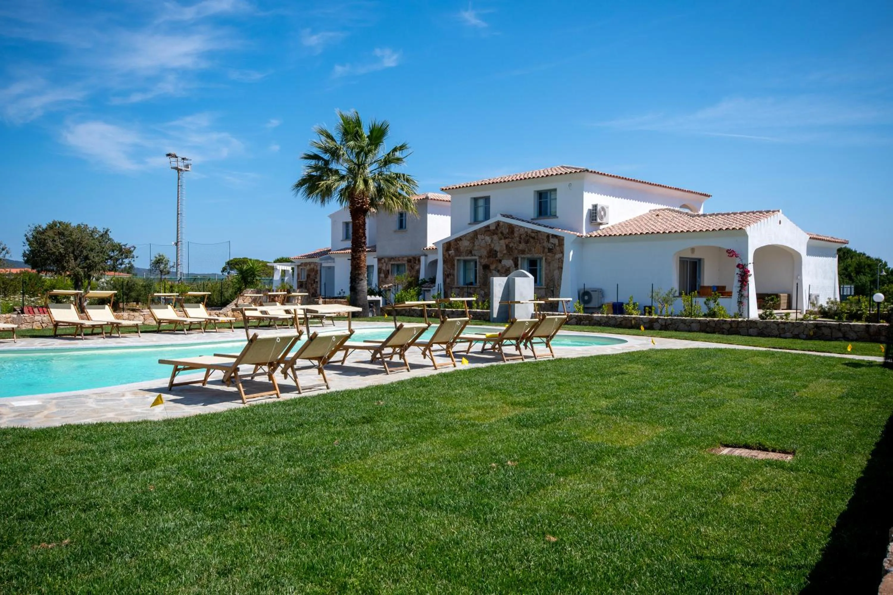 ENAJA - Luxury Retreat