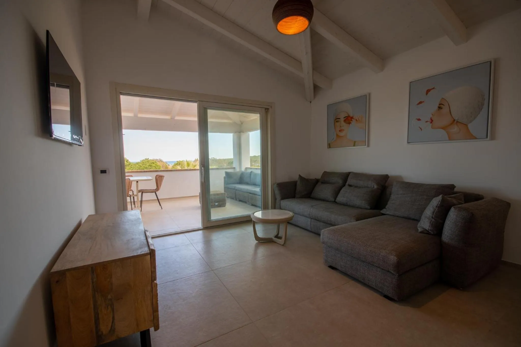 Living room in ENAJA - Retreat