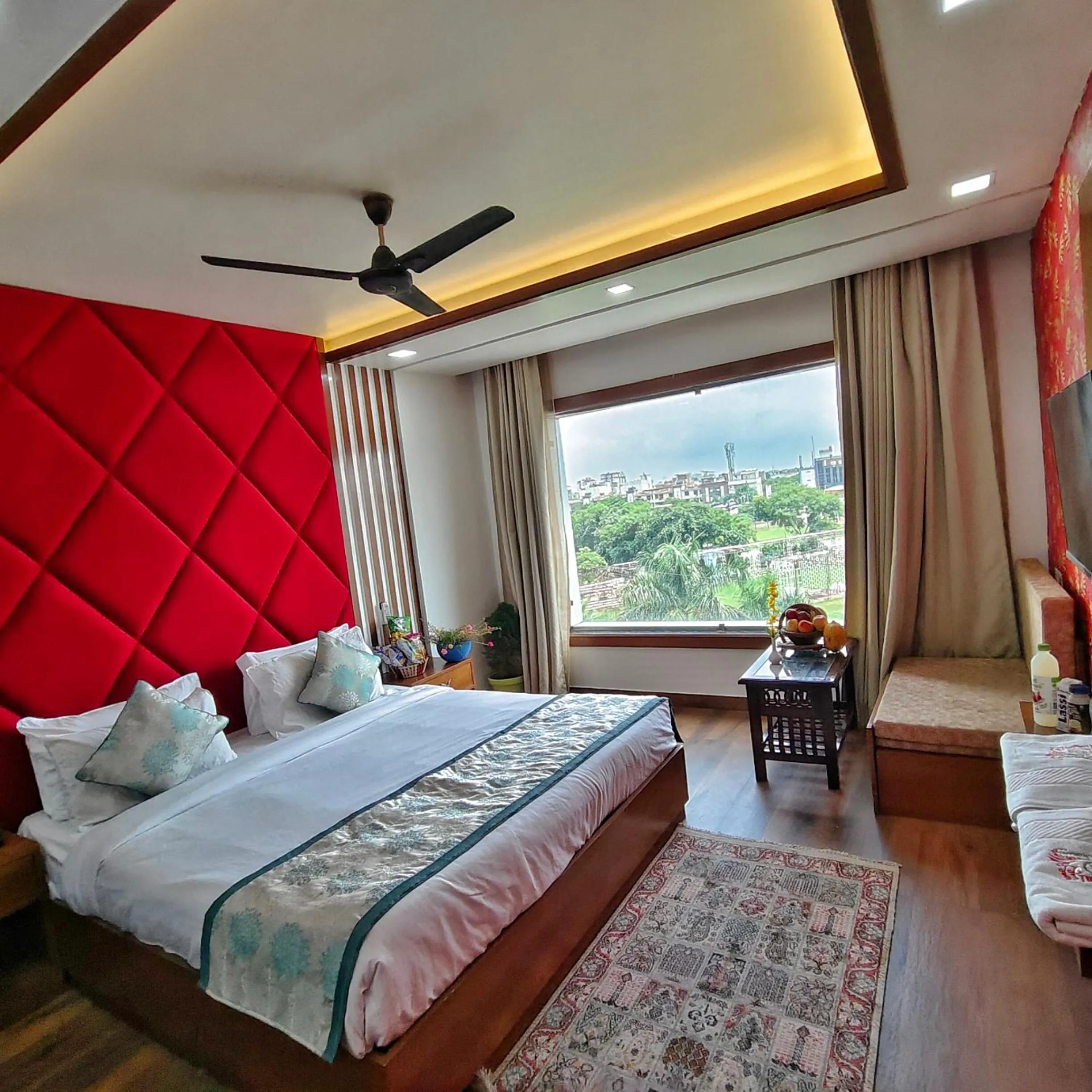 Bed in Rich Grand Hotel