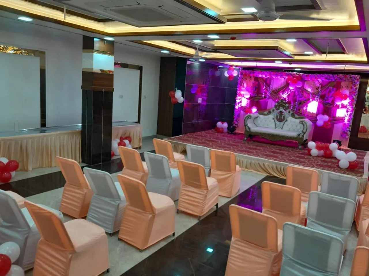 Banquet/Function facilities in Rich Grand Hotel