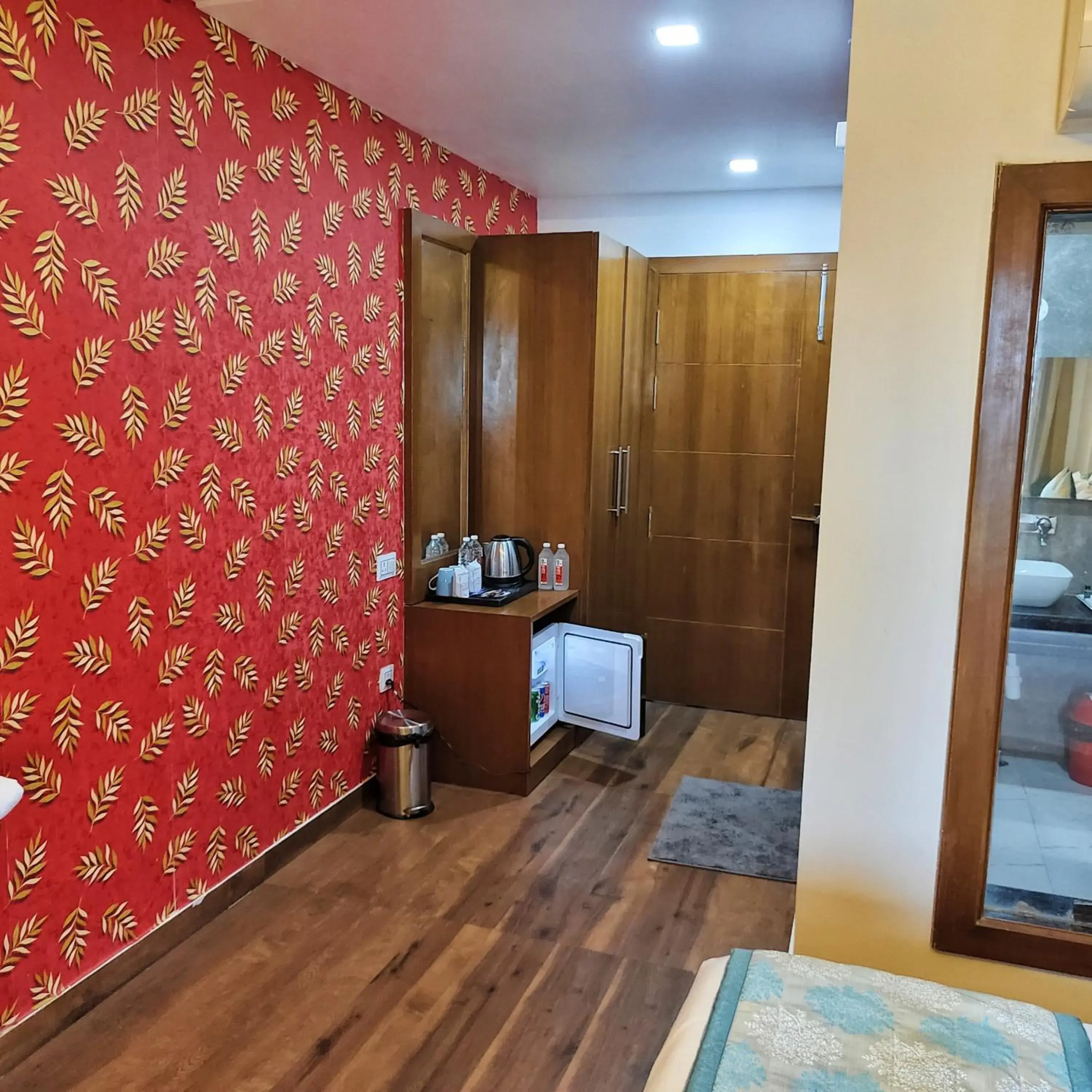 Economy Double Room in Rich Grand Hotel Economy Double Room in Rich Grand Hotel