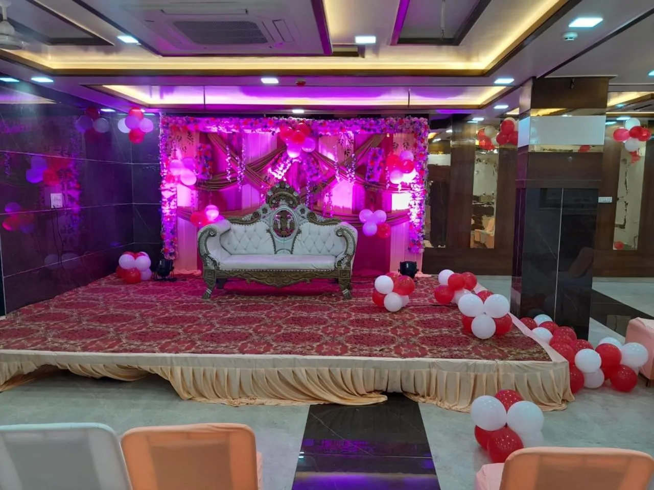 Banquet/Function facilities in Rich Grand Hotel