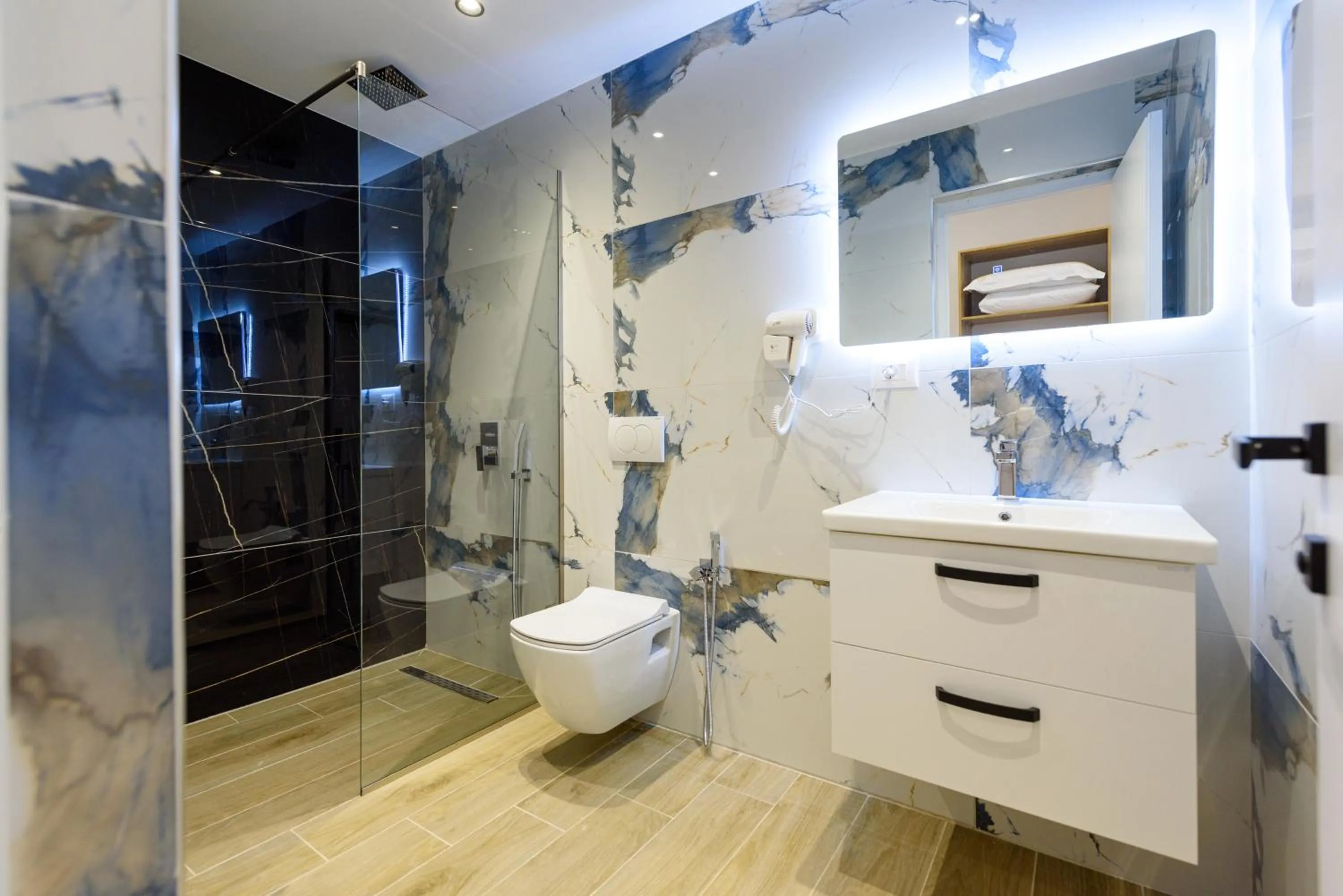 Shower in Sea & Sand Hotel