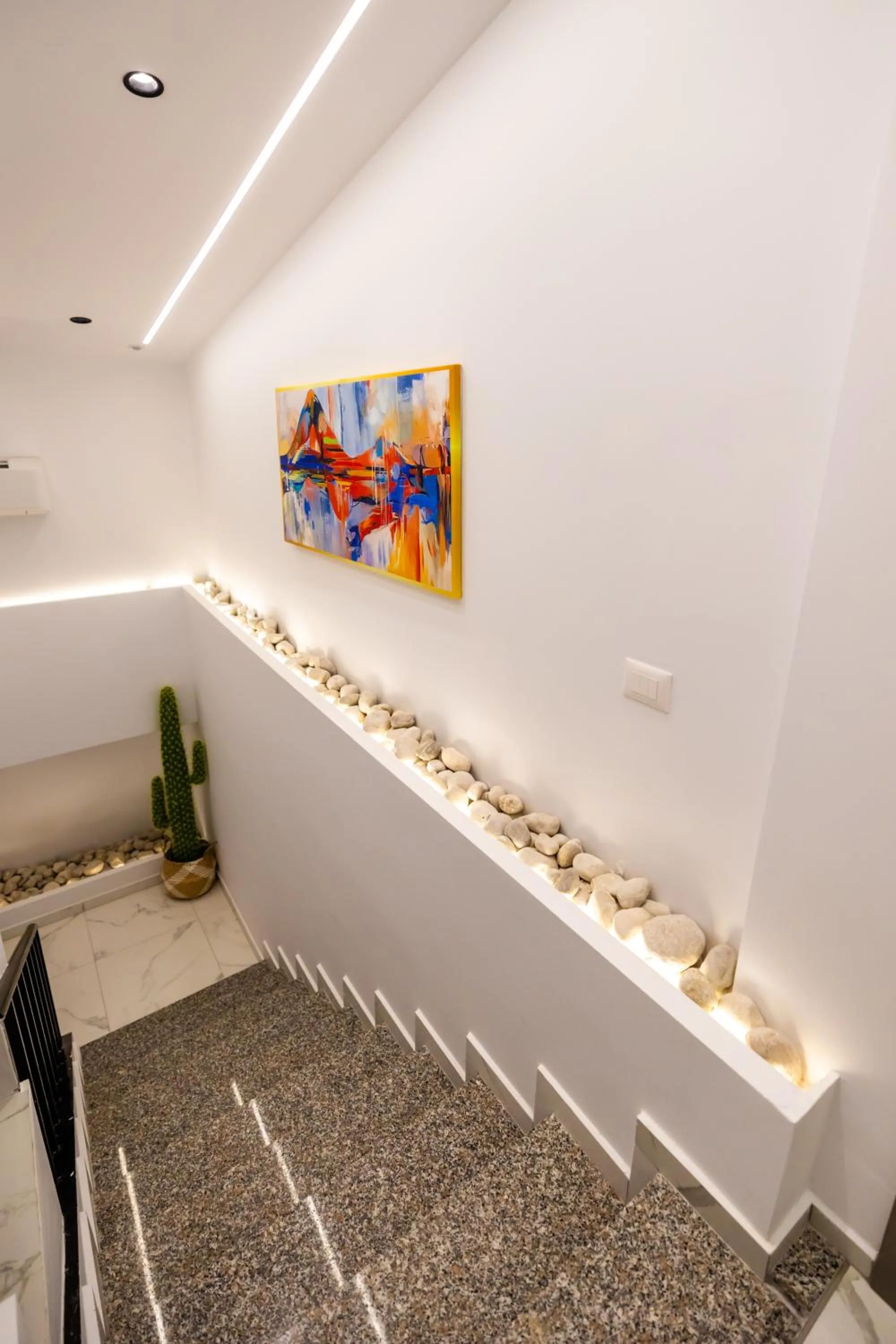 Decorative detail in Sea & Sand Hotel