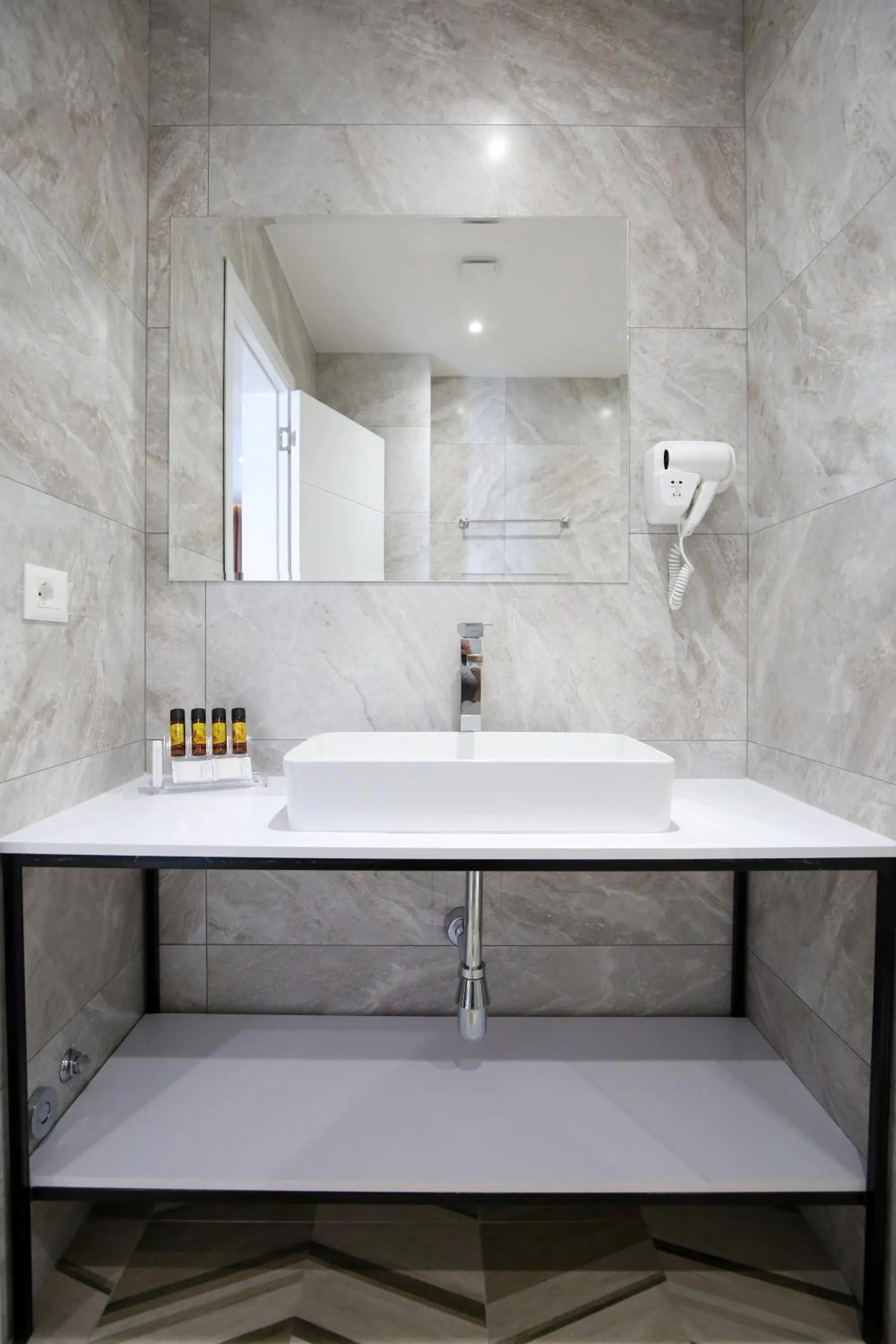Bathroom in Sea & Sand Hotel
