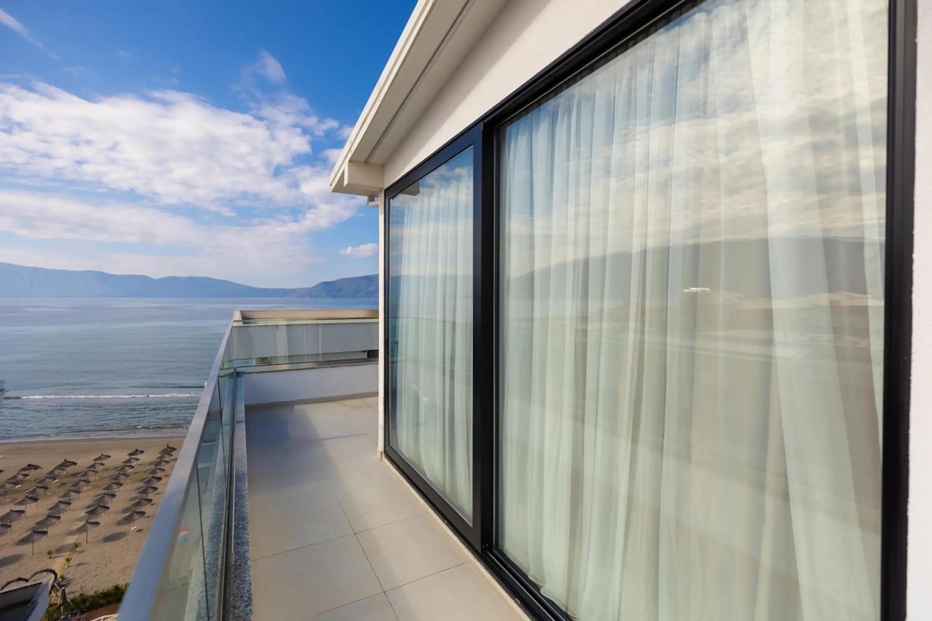 Suite with Sea View in Sea & Sand Hotel Suite with Sea View in Sea & Sand Hotel