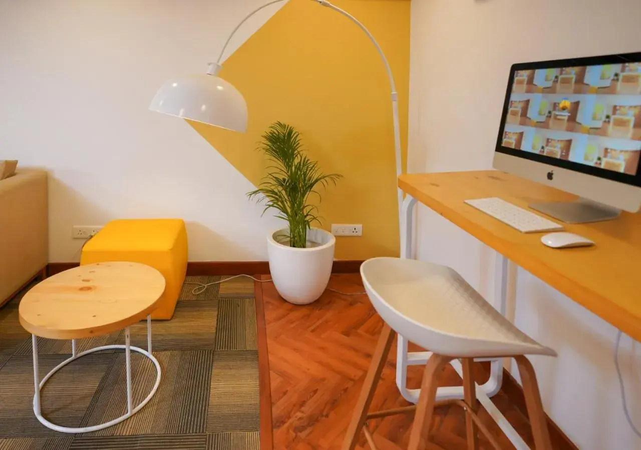 Bloom Hotel - Koregaon Park Bloom Hotel - Koregaon Park