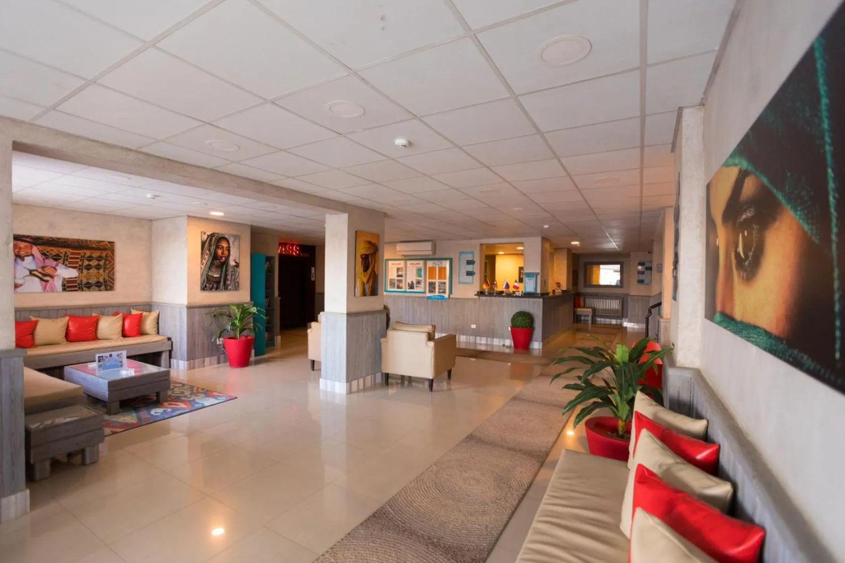 Lobby or reception in Jawhara Inn Hotel - فندق الجوهرة سفاجا