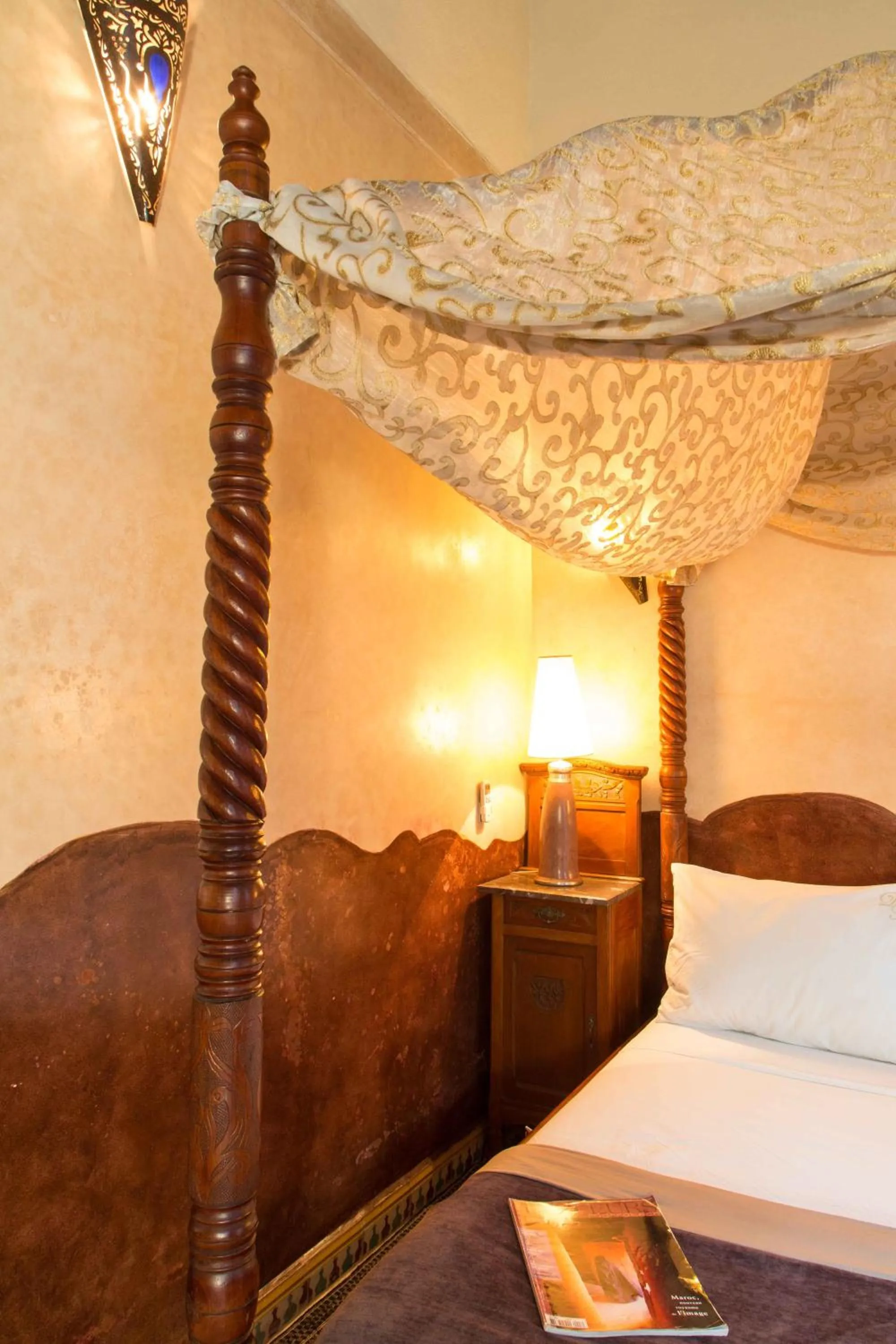 Bedroom, Bed in Dar El Kébira