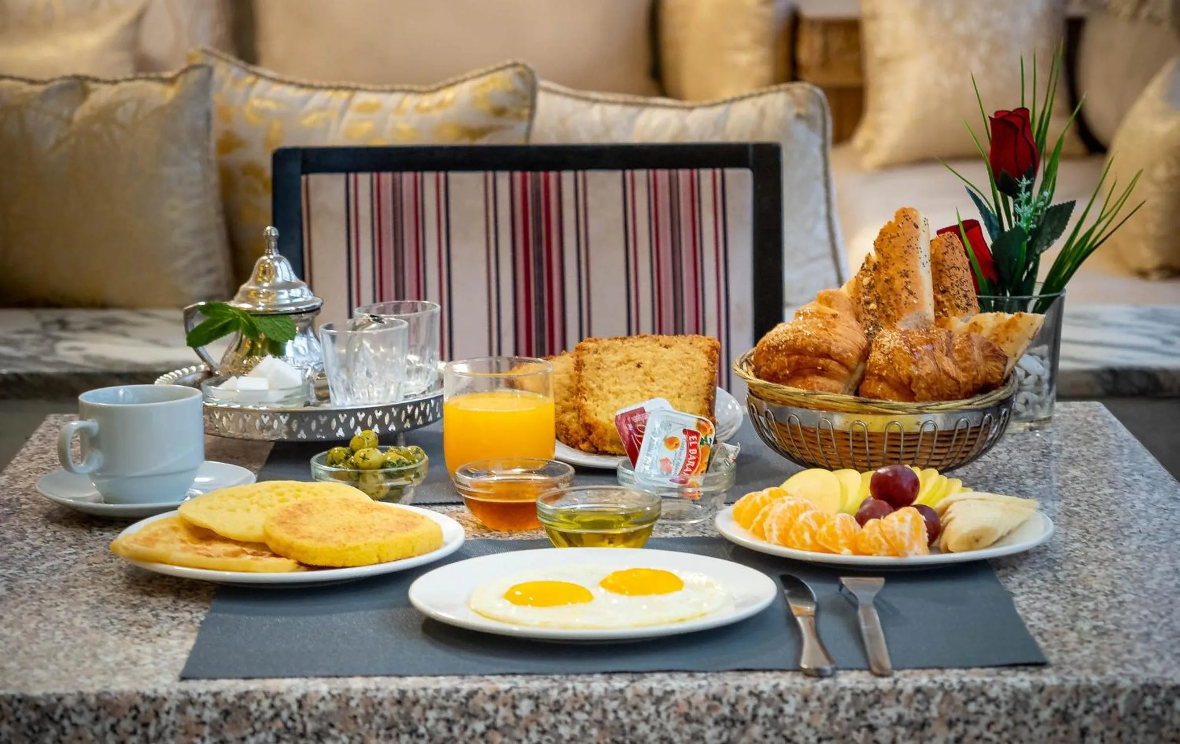 Food and drinks in Hotel Casablanca City Center