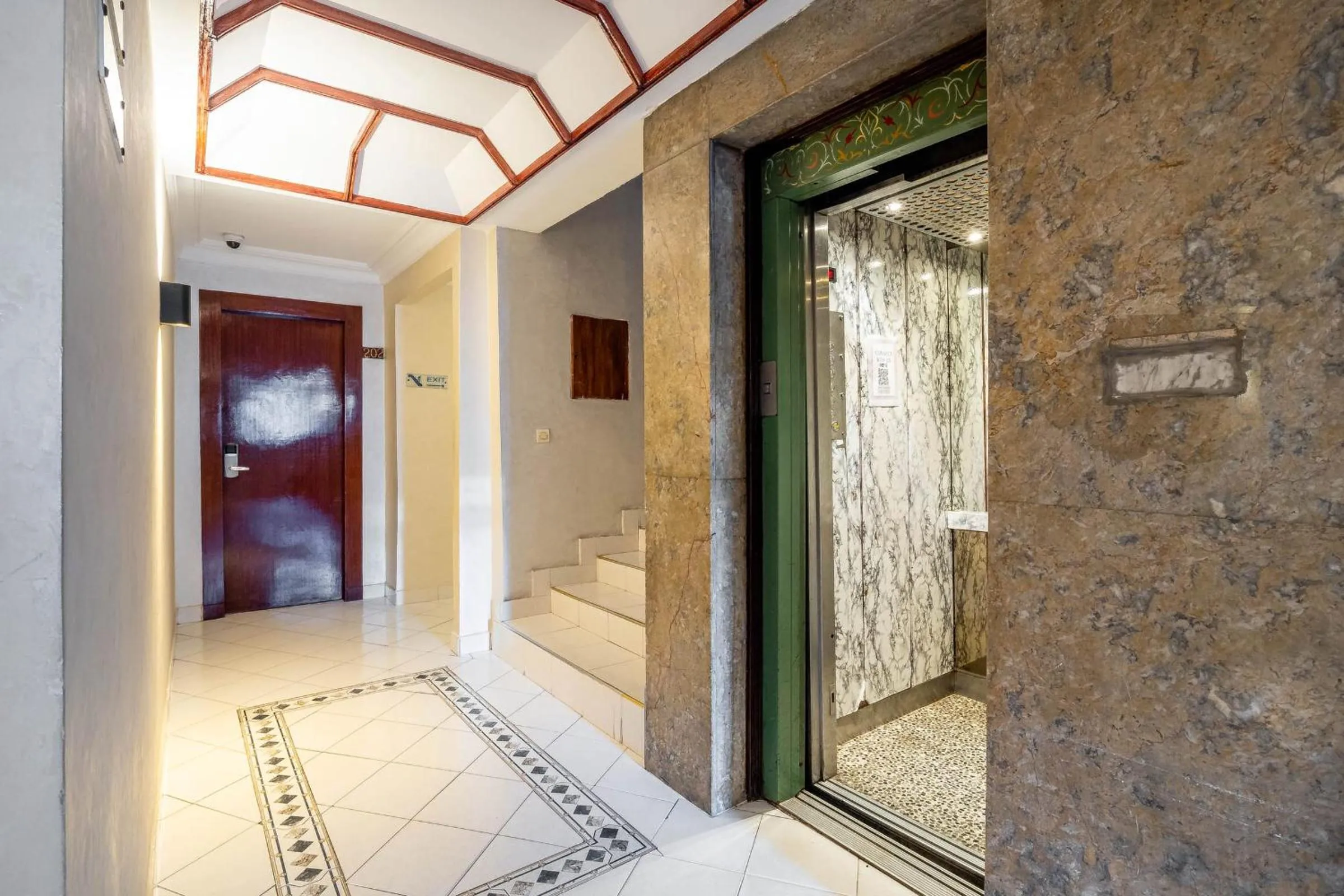 Shower in Hotel Casablanca City Center