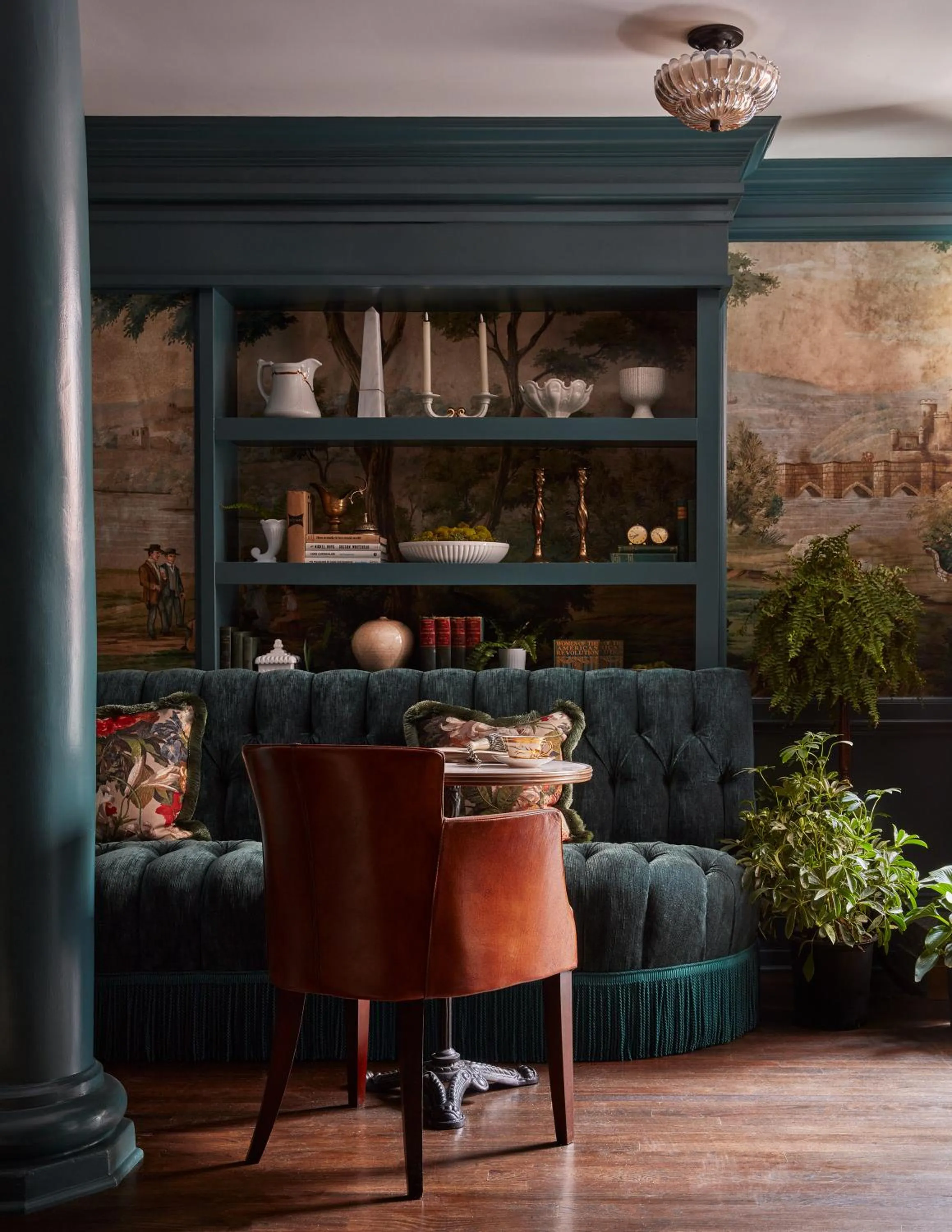 Living room in Guild House Hotel