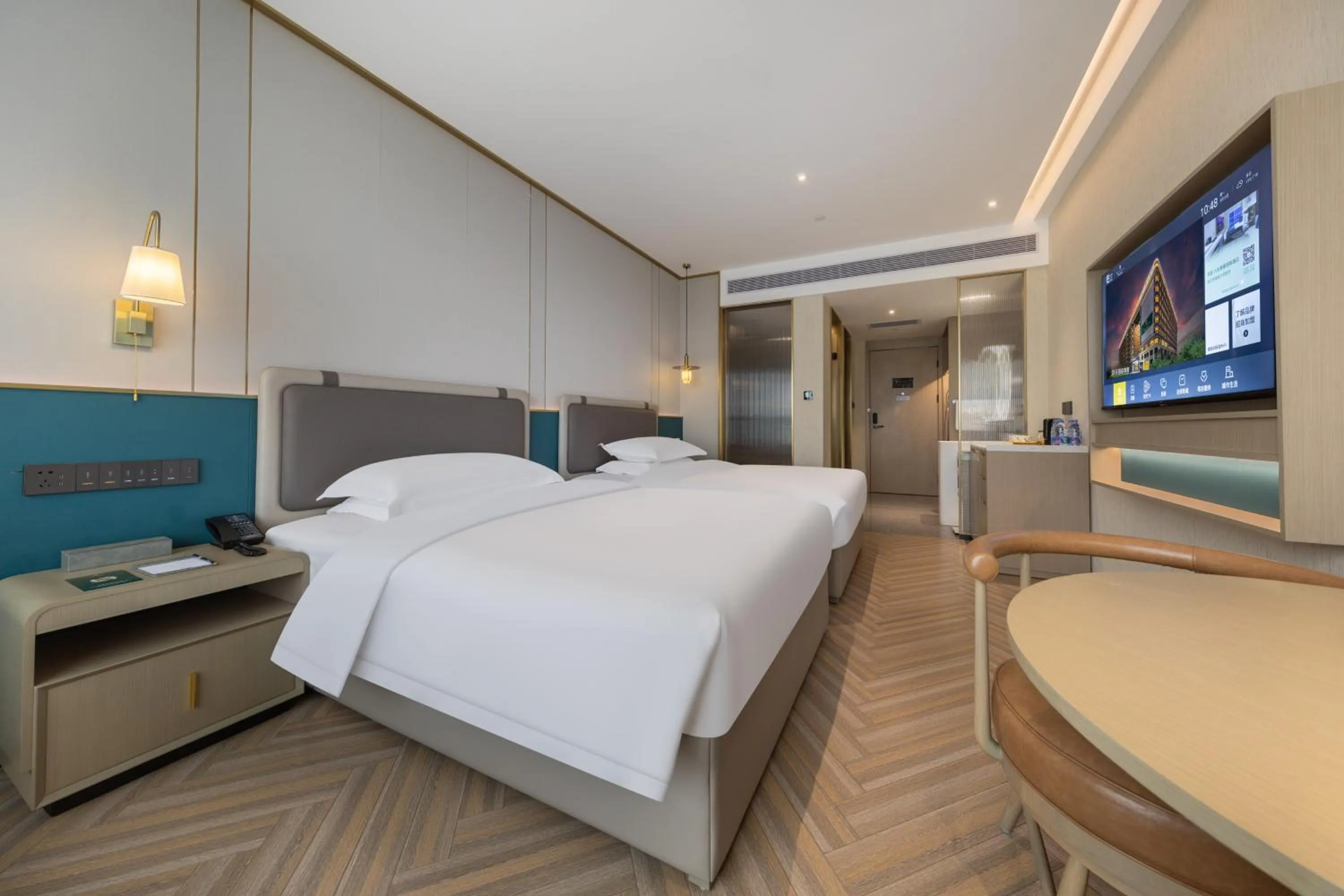 Bed in Guangzhou Baiyun Airport MeHood Liz Hotel Free Shuttle Bus to Airport