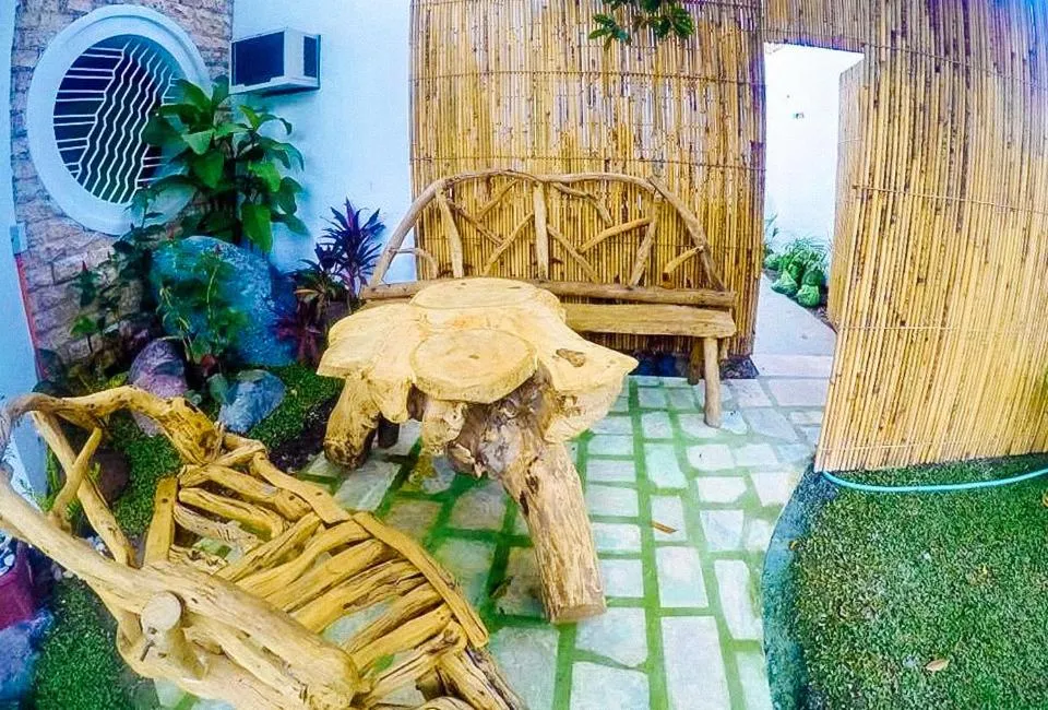 Patio in RedDoorz @ Limelily Pension House 2 General Santos City