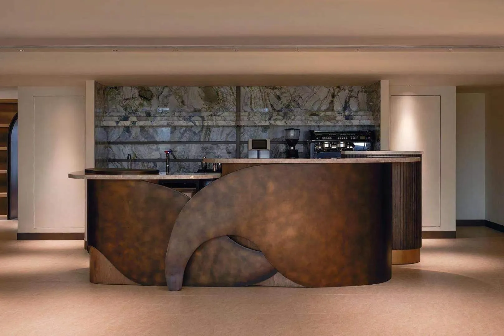 Lounge or bar in Artisse Place - Access to 4000 sqm Fusion Wellness Centre and 800 sqm Indoor Swimming Pool