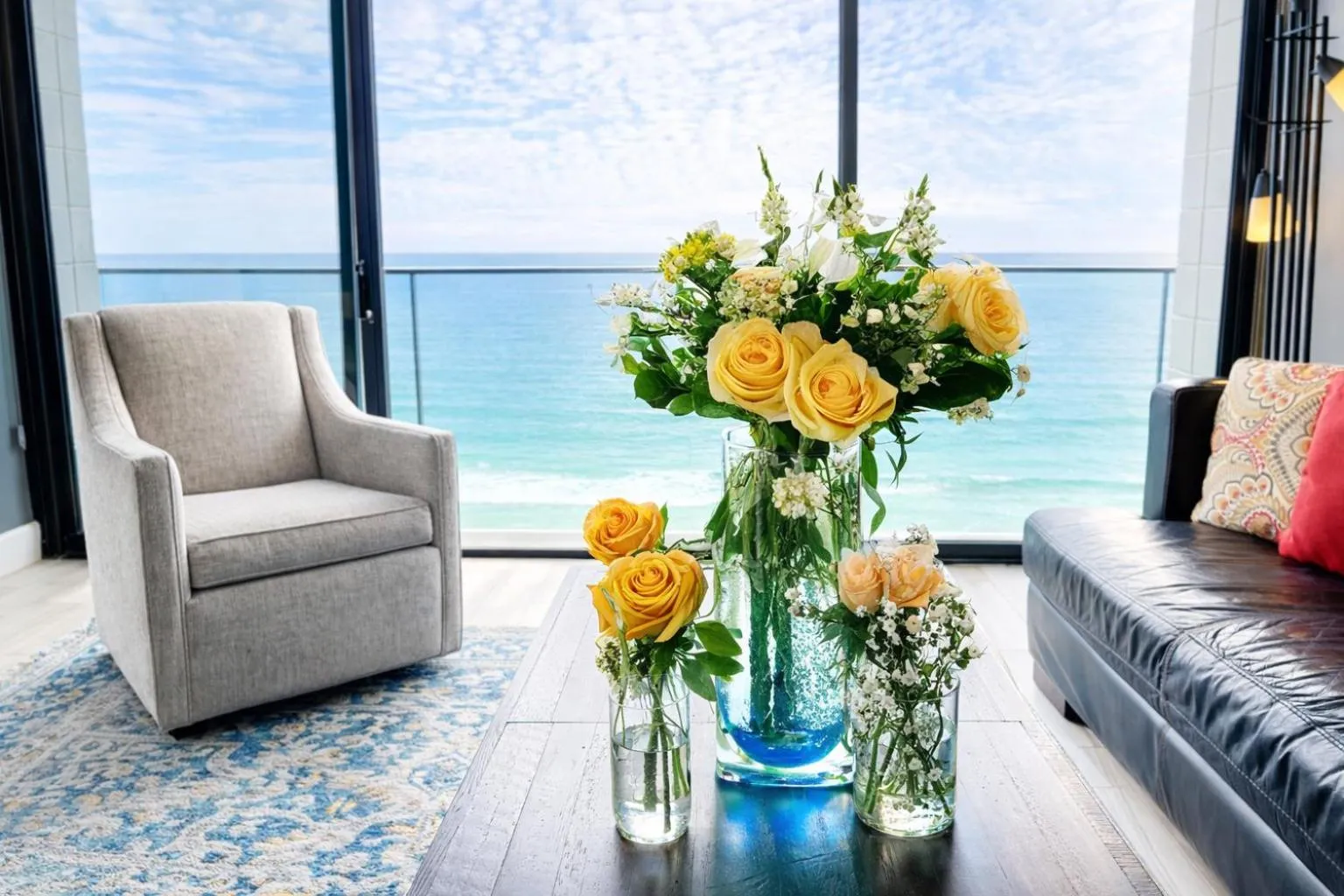 Ocean View Luxury Condo Oceanfront and Pool