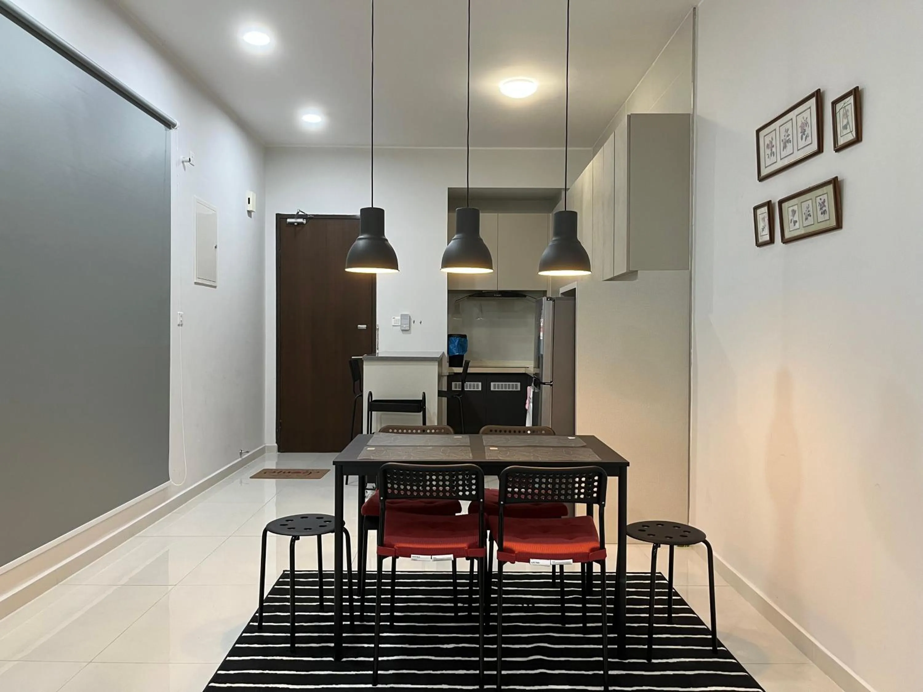 Dining area in Country Garden by Antlerzone