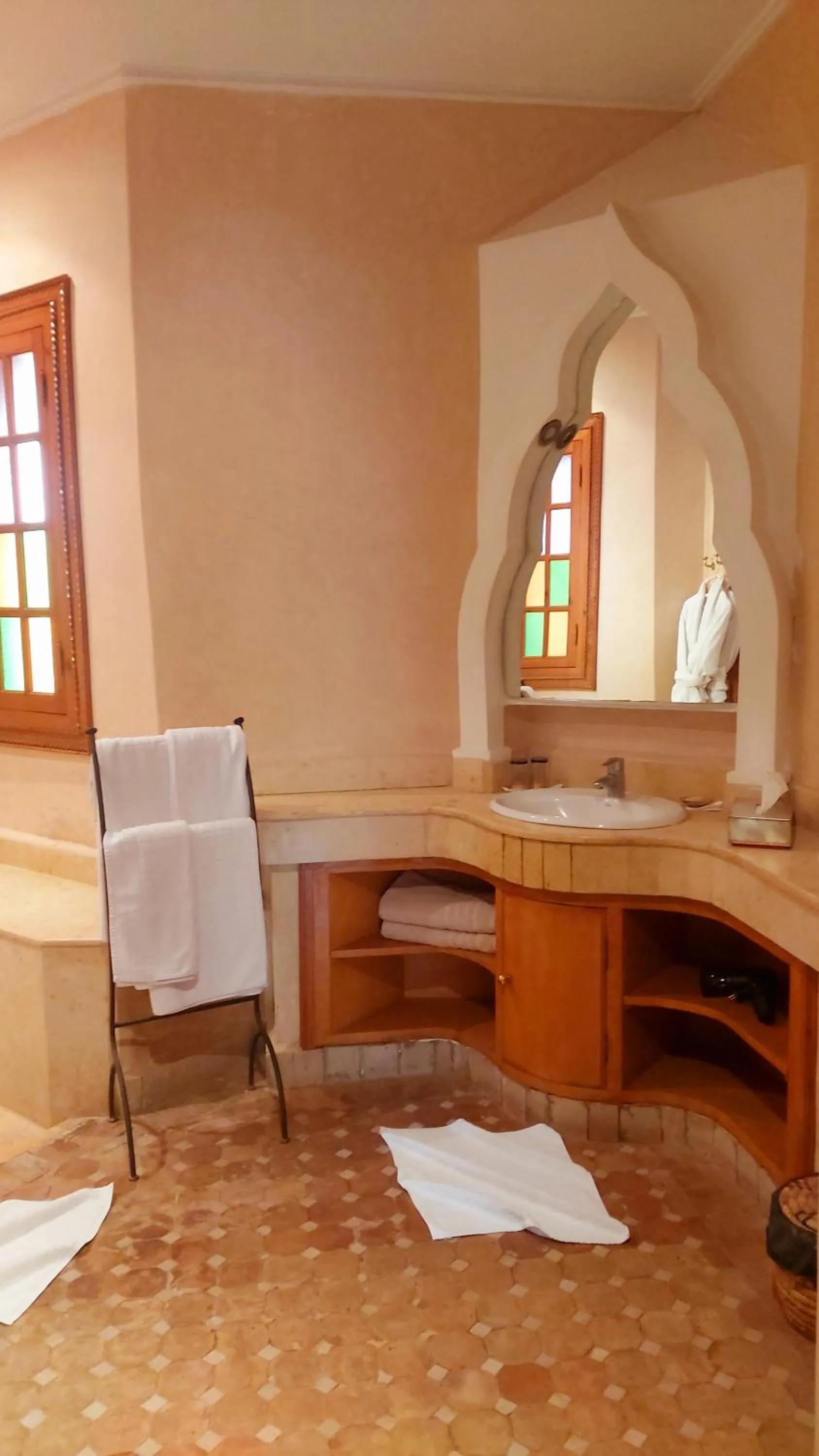 Bathroom in La Maison Des Oliviers