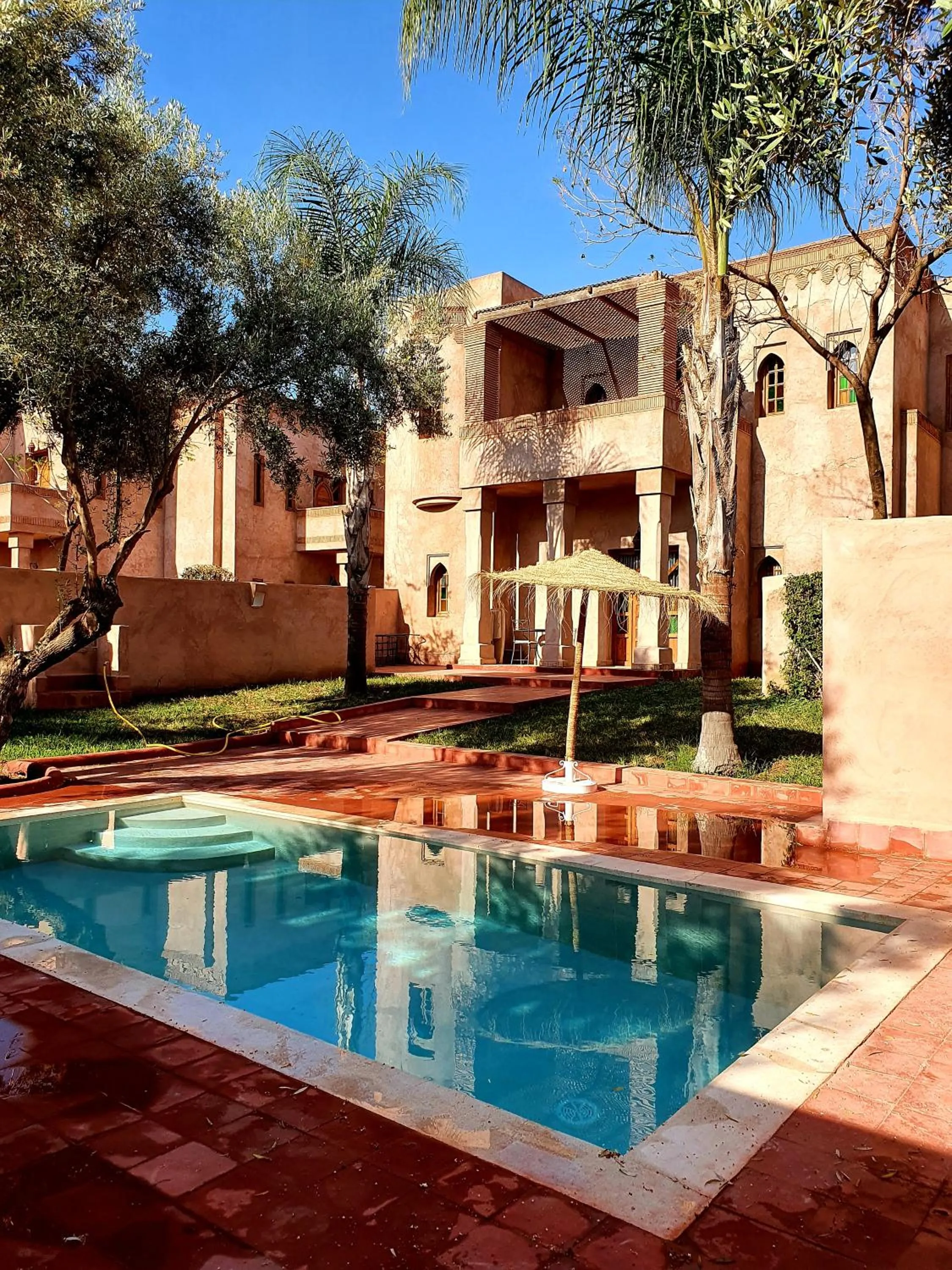 Swimming pool in La Maison Des Oliviers