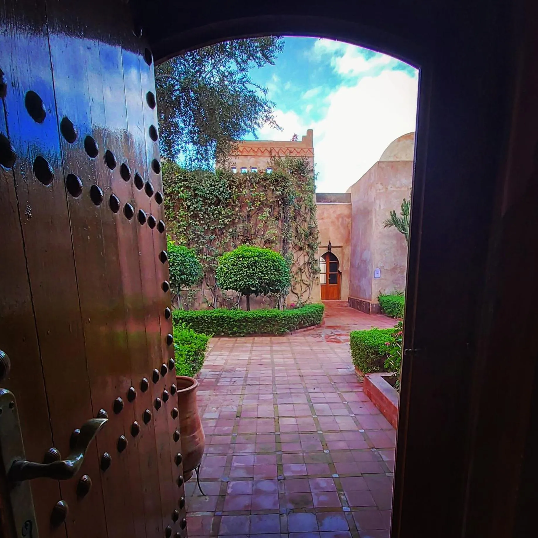 Property building in La Maison Des Oliviers