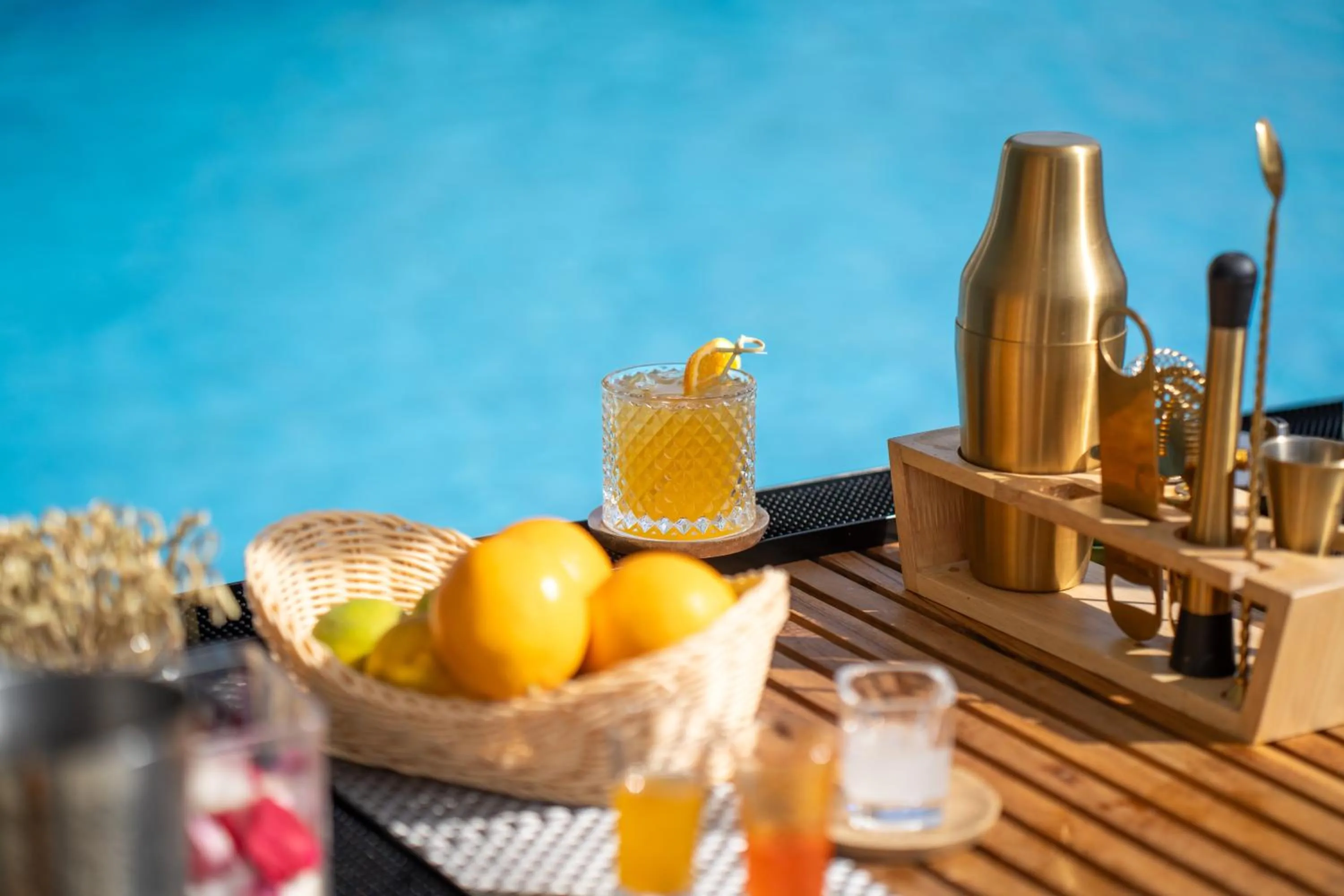 Restaurant/places to eat in Surpura Bagh