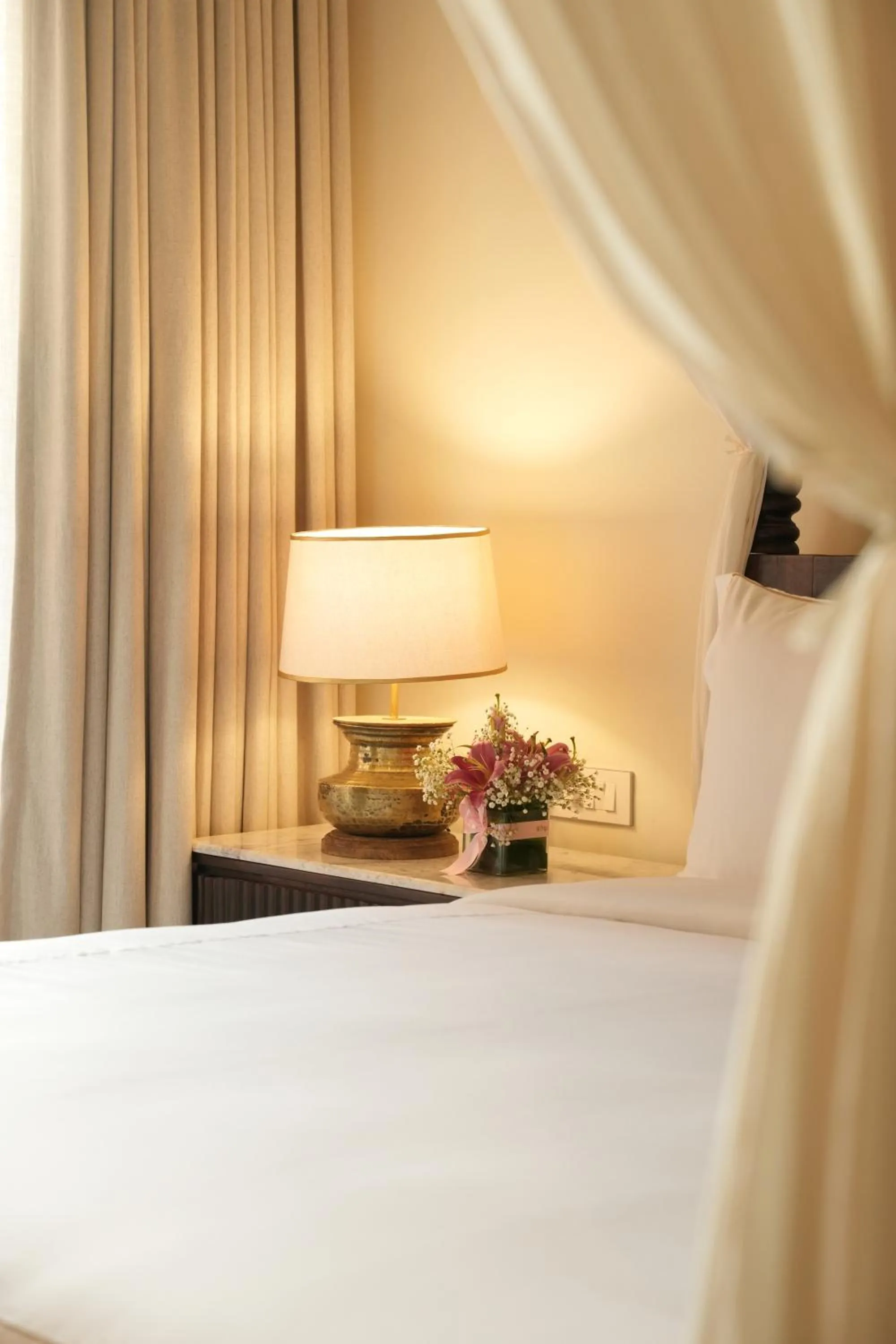 Bedroom, Bed in Surpura Bagh