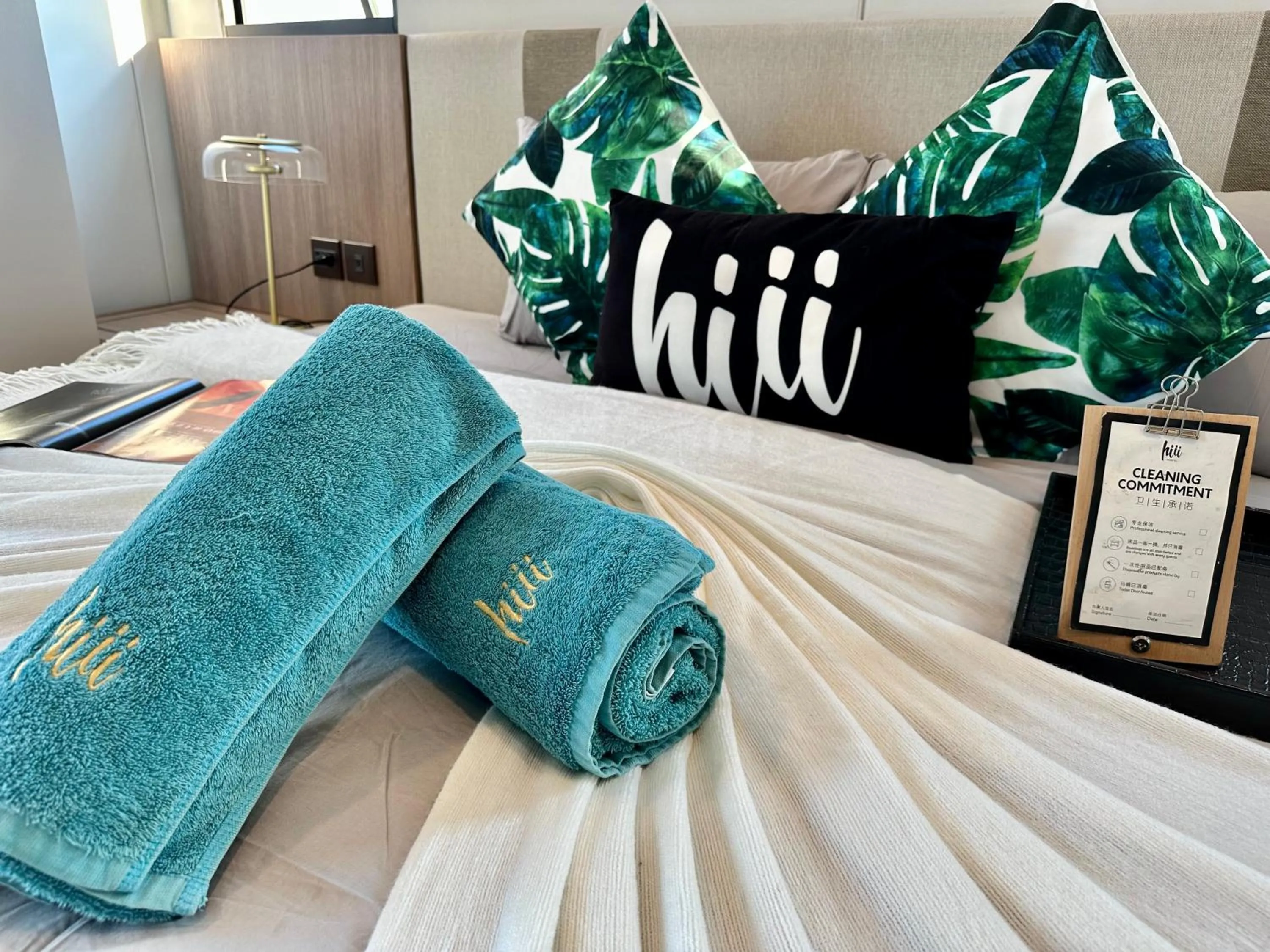 Bed in Astra Sky River Paronama Pool Luxury Changklan Chiang Mai