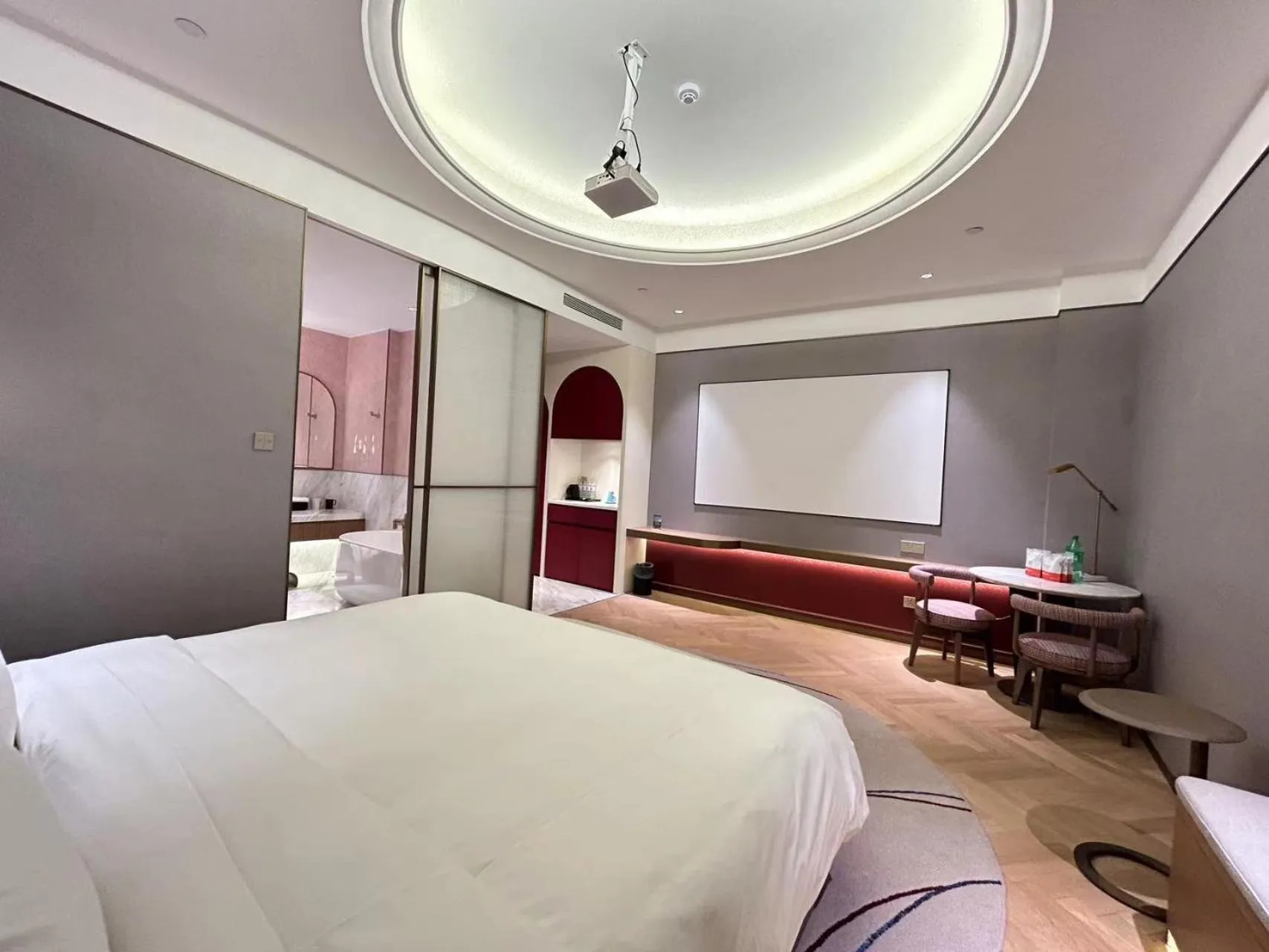 Qingdao Oriental Studio Chuangzhi SSAW Hotel