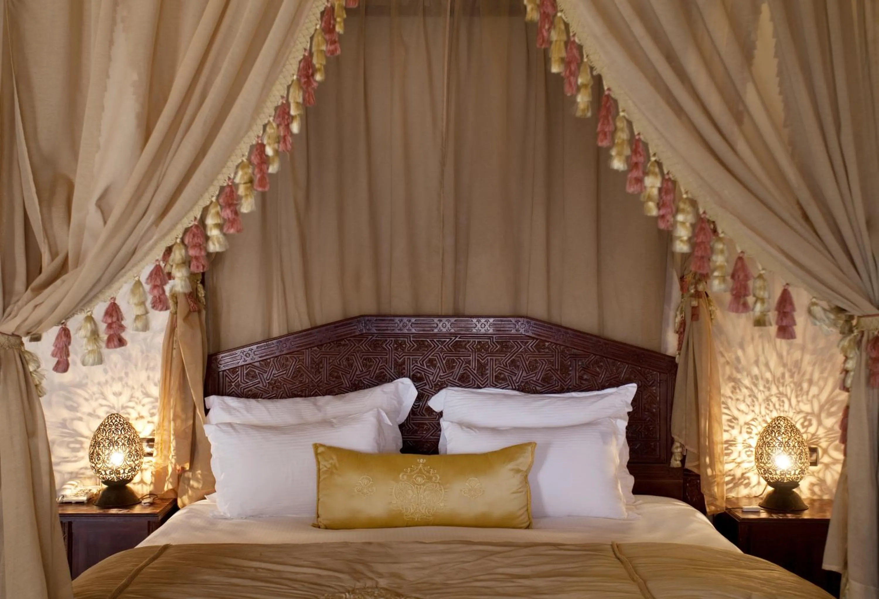 Bed in Palais Shéhérazade & Spa