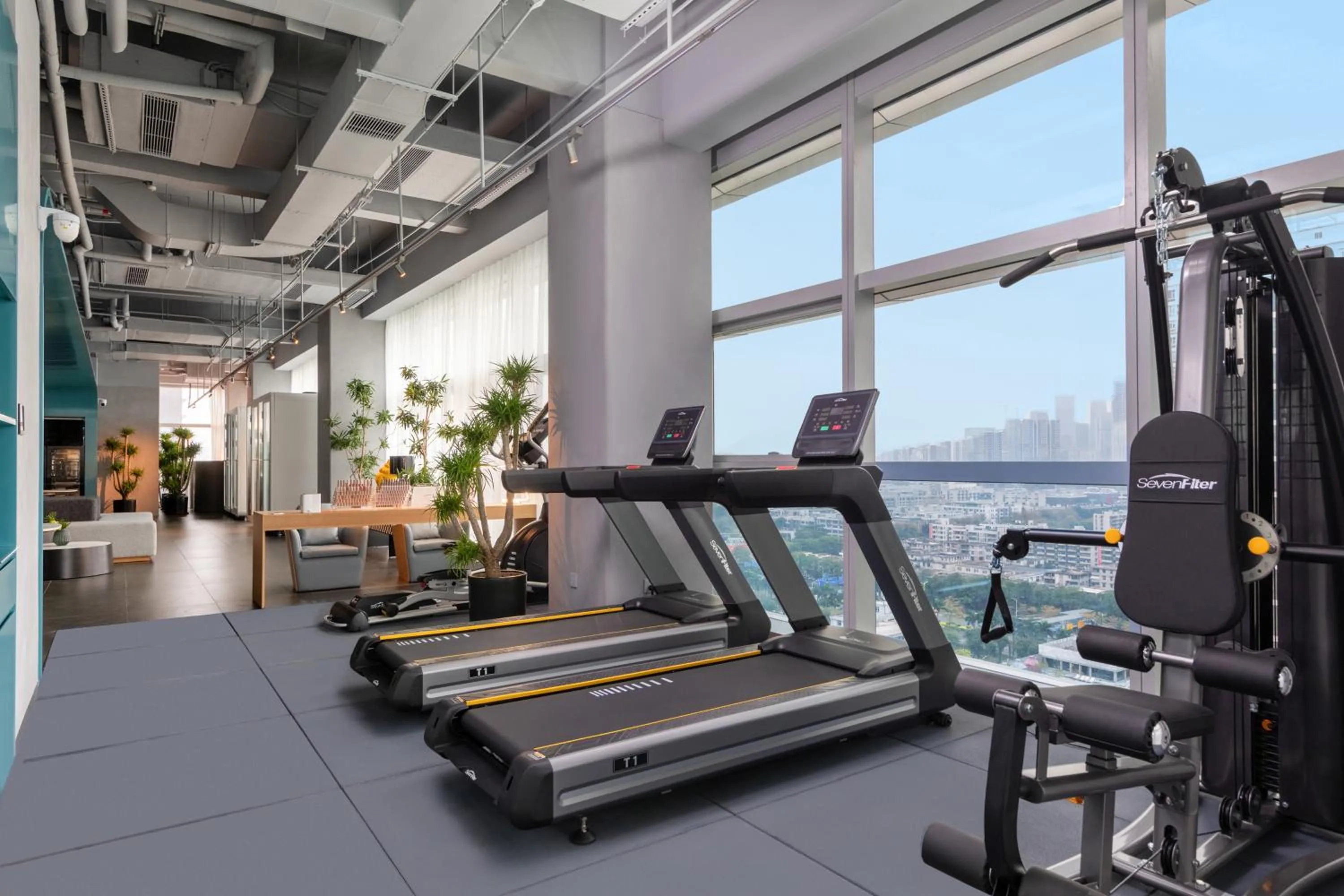 Fitness centre/facilities in Pagoda Hotel Shenzhen Familytrip&BusinessTravel