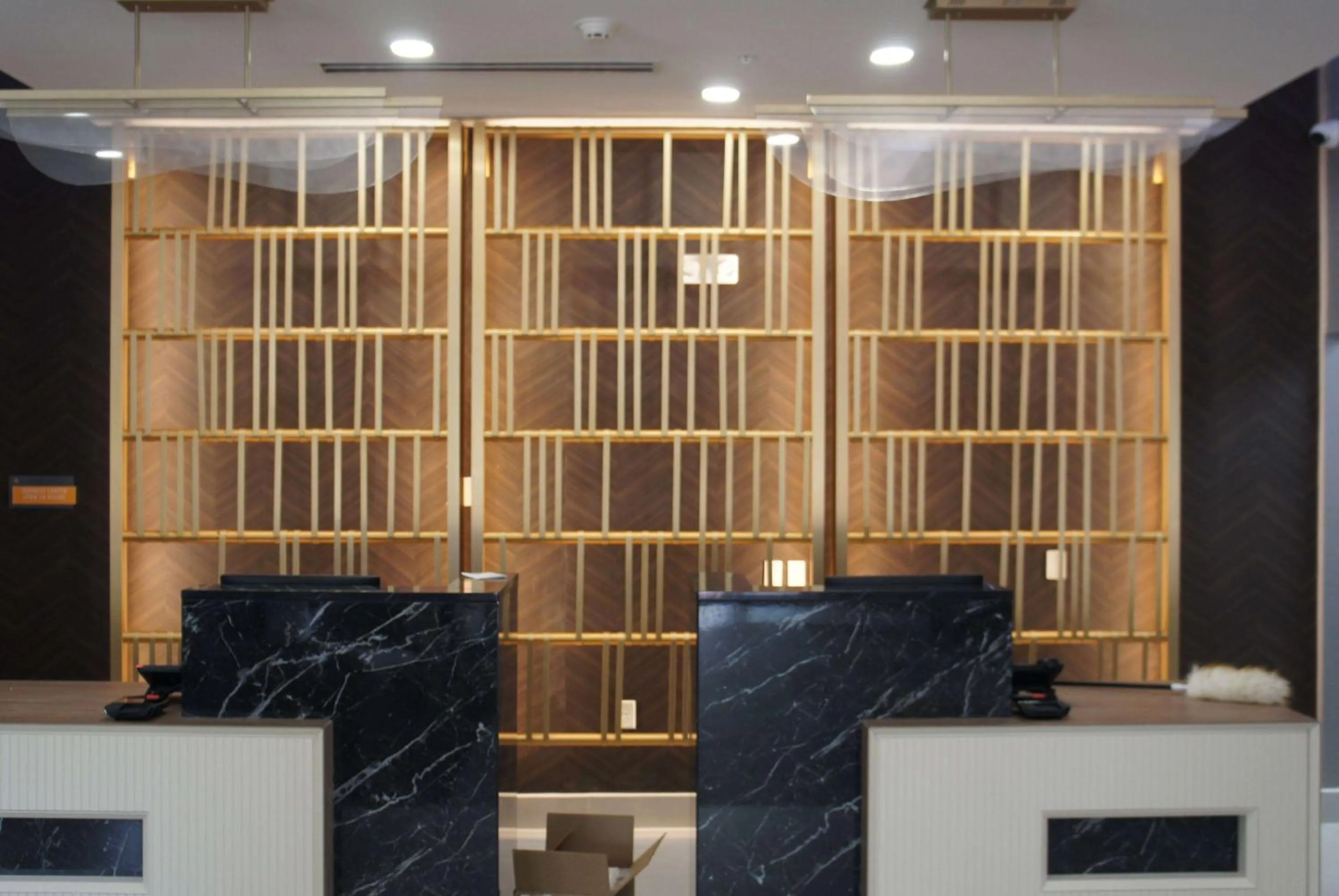 Lobby or reception in La Quinta Inn & Suites by Wyndham Manchester - Arnold AFB