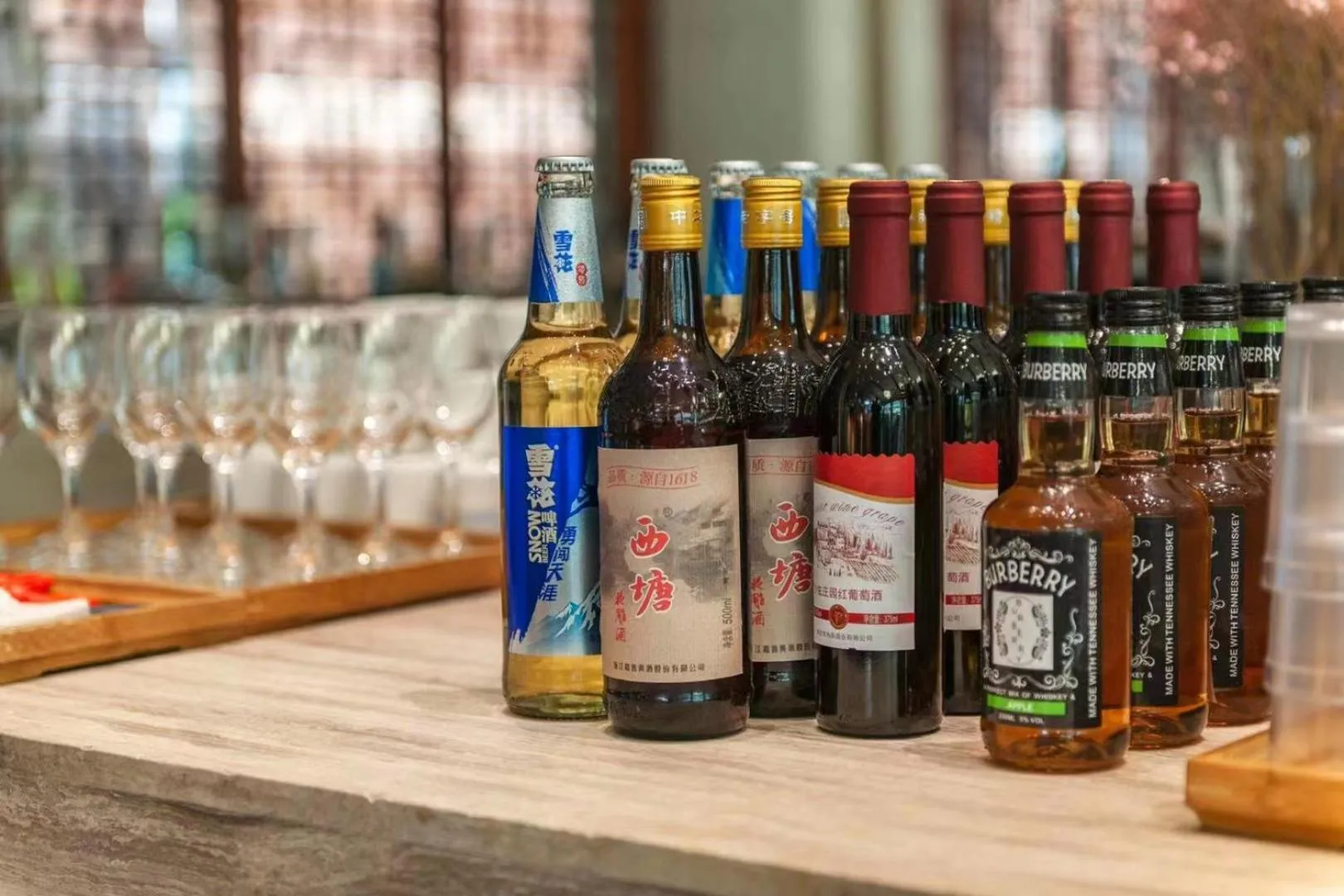 Restaurant/places to eat in Luoxingge SSAW Boutiquel Hotel