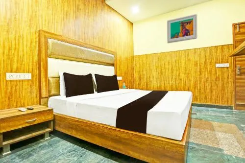 Hotel O J&B