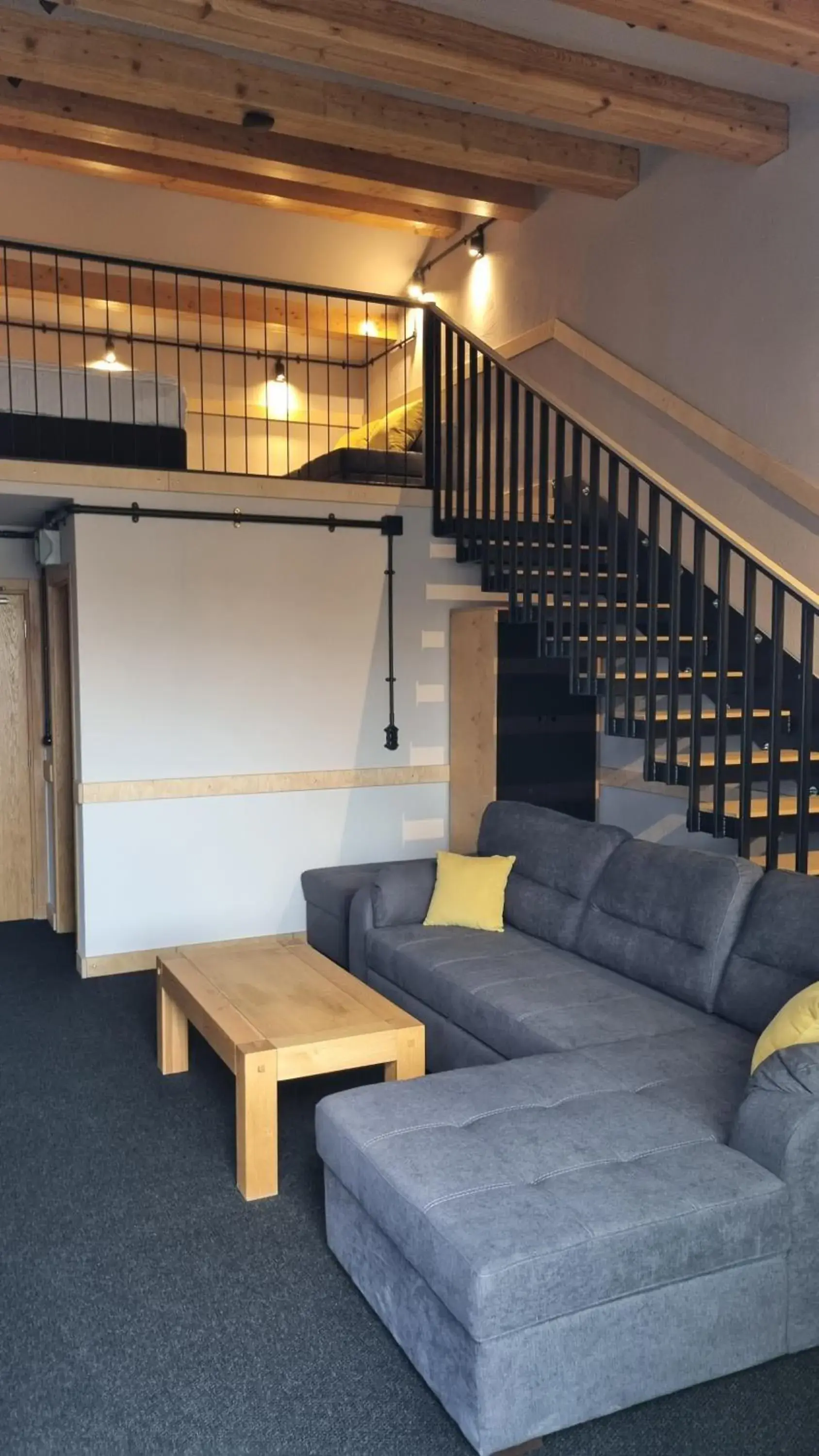 Super Loft Balcony in Art Hotel 158 Super Loft Balcony in Art Hotel 158