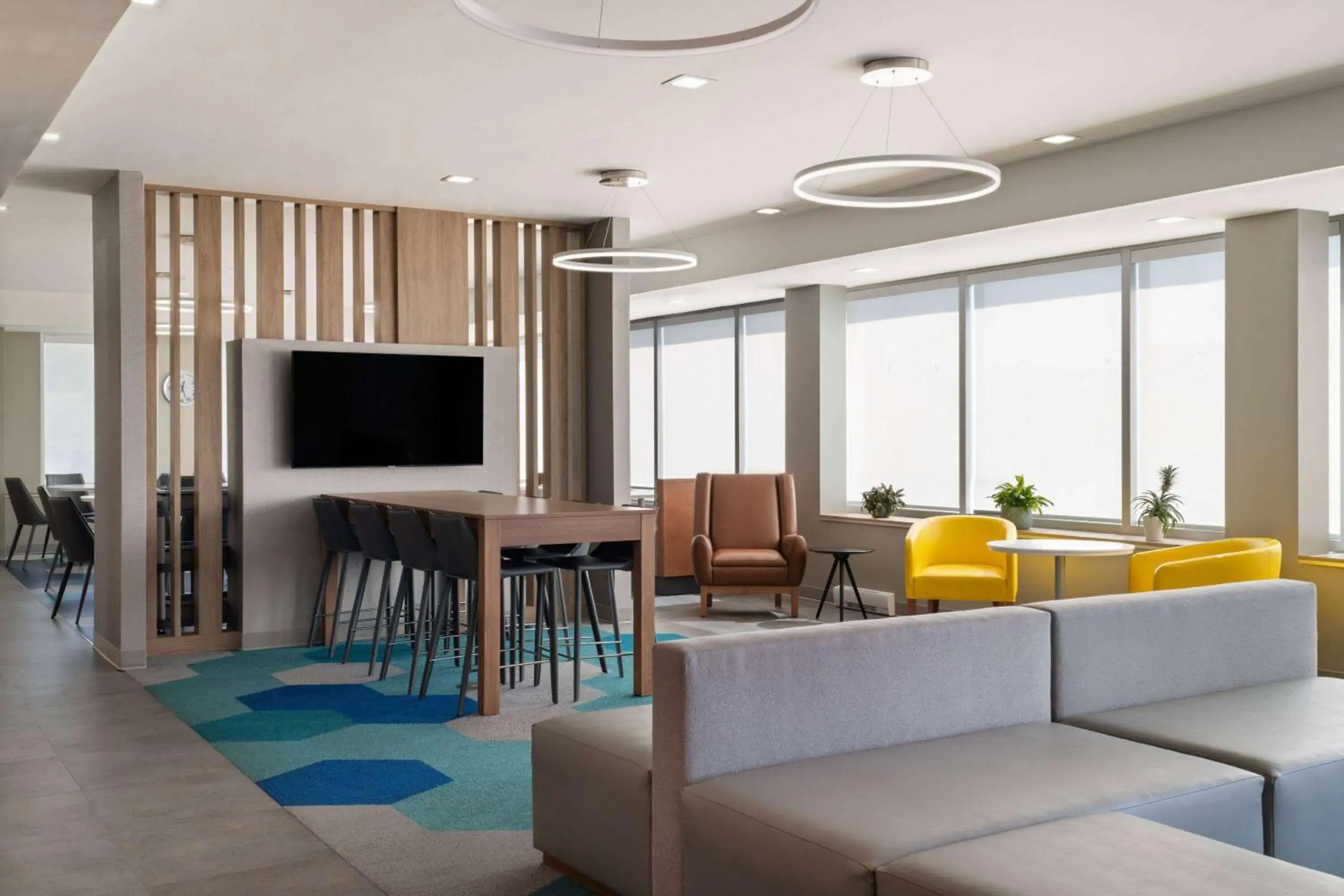 Lobby or reception in Microtel Inn & Suites by Wyndham Lachute Lobby or reception in Microtel Inn & Suites by Wyndham Lachute