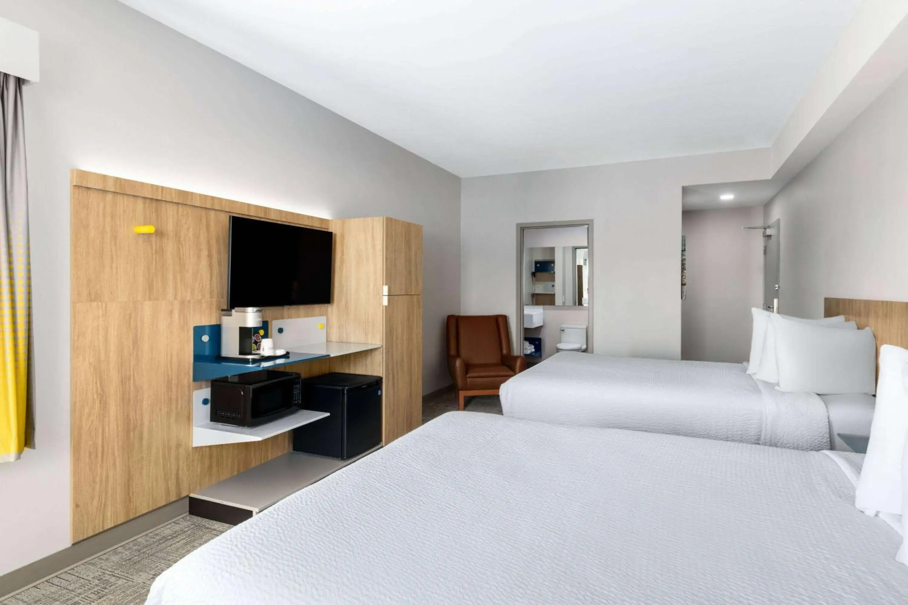 Studio Suite with Two Queen Beds and Bathtub - Non-Smoking in Microtel Inn & Suites by Wyndham Lachute Studio Suite with Two Queen Beds and Bathtub - Non-Smoking in Microtel Inn & Suites by Wyndham Lachute