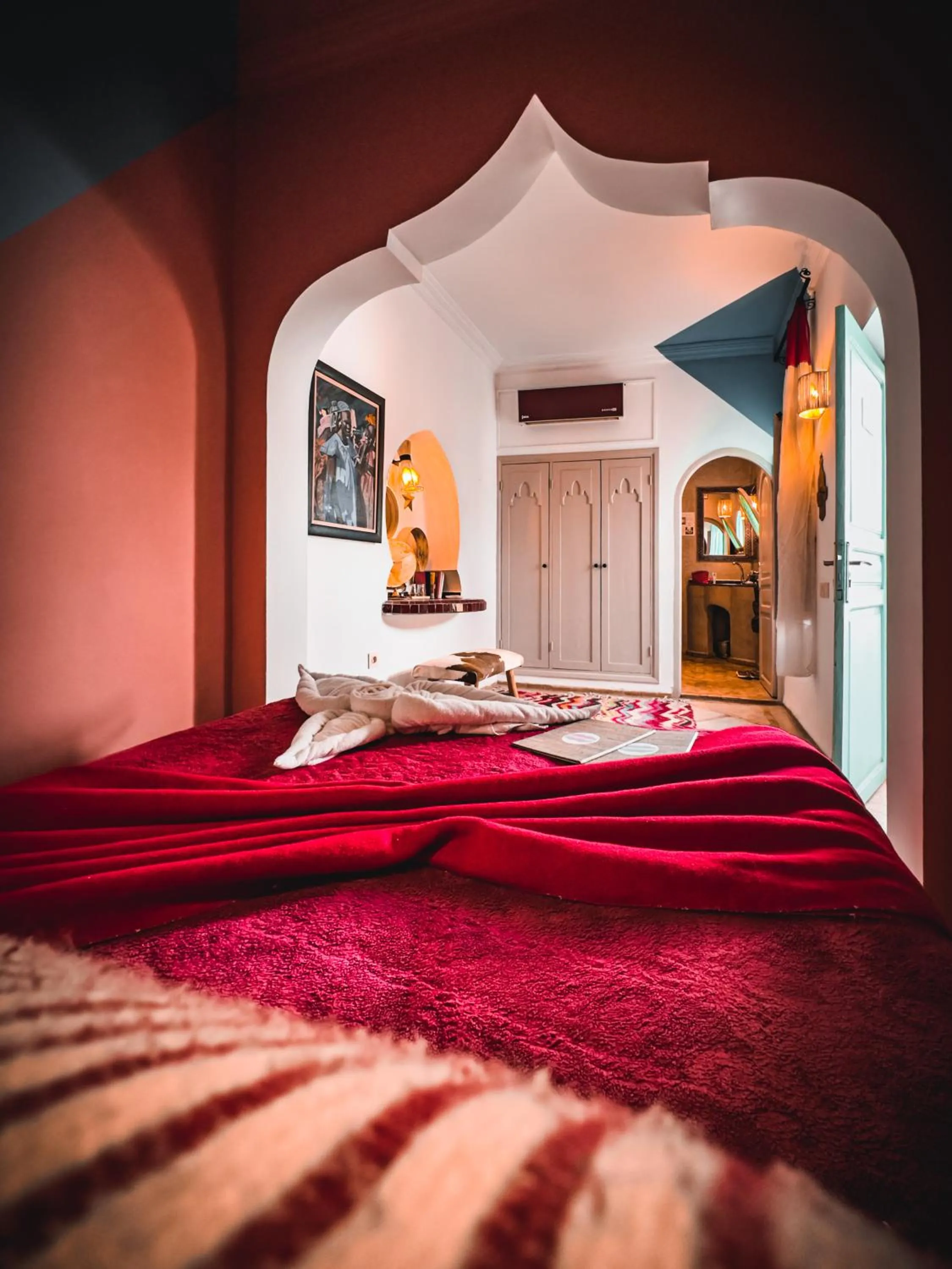 Bed in Riad Lauriers Blancs