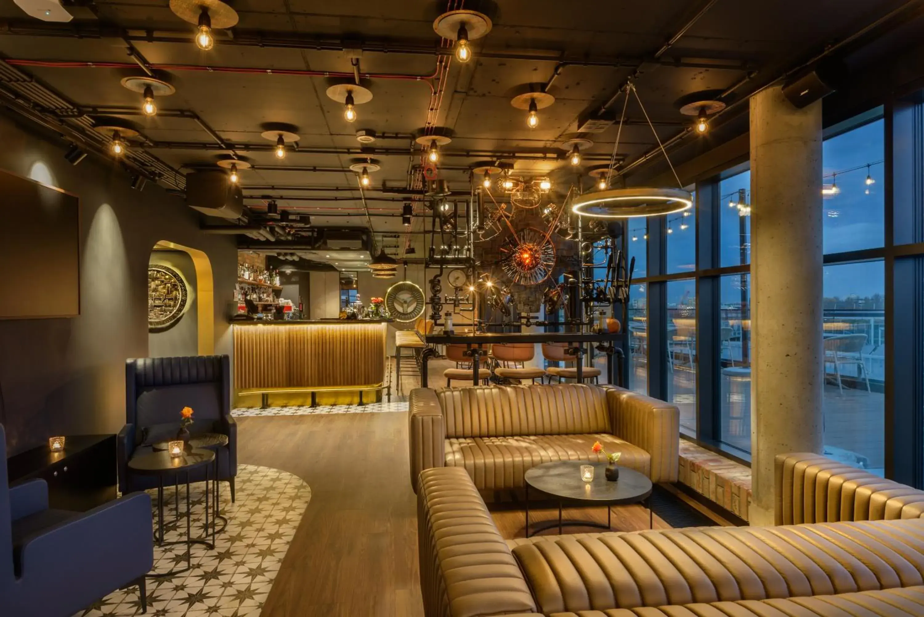 Lounge or bar in Barceló Warsaw Powiśle Lounge or bar in Barceló Warsaw Powiśle